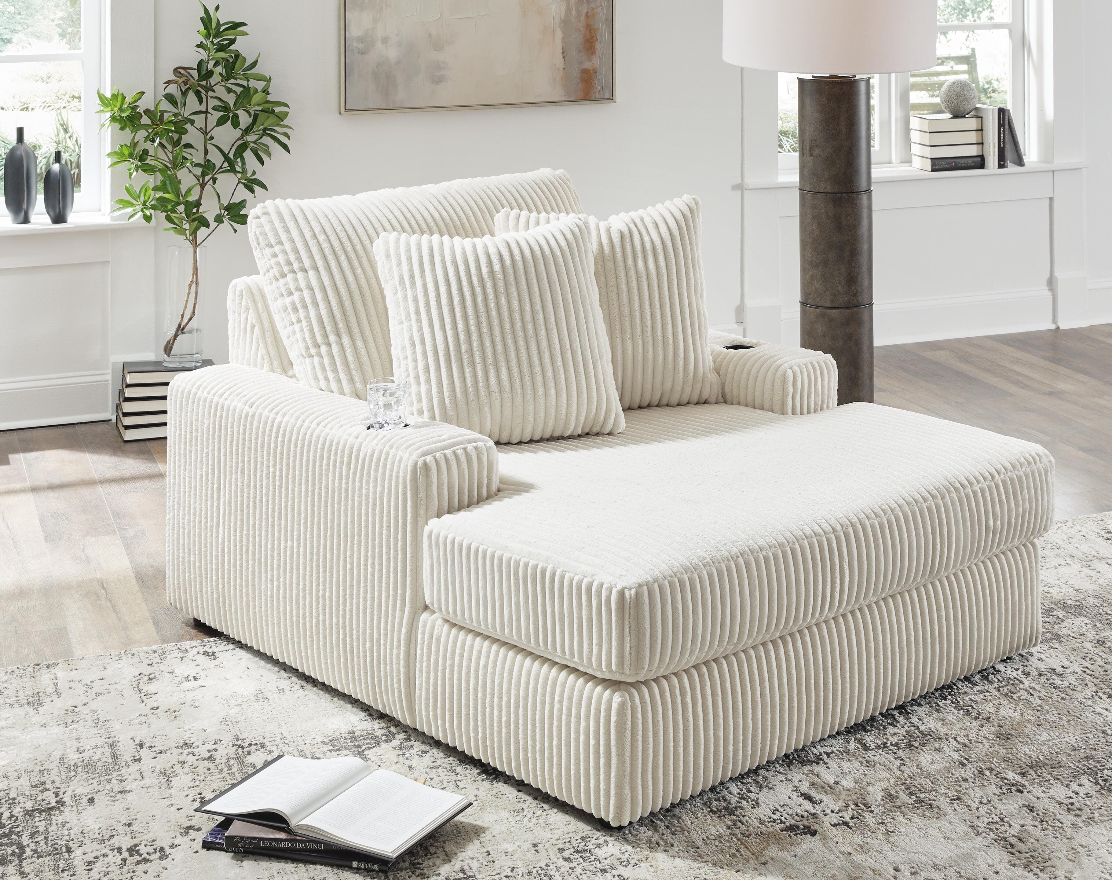 Lindyn Chaise — Brown/Beige — view 7