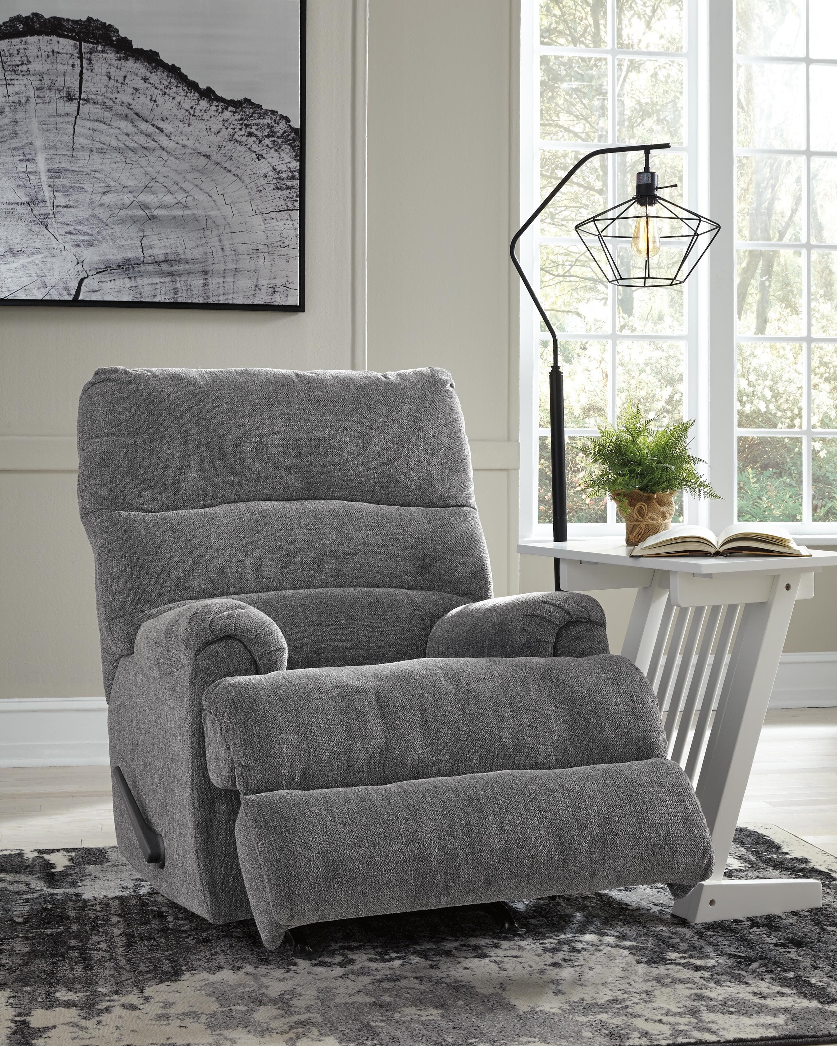 Man Fort Recliner — Black/Gray — view 6