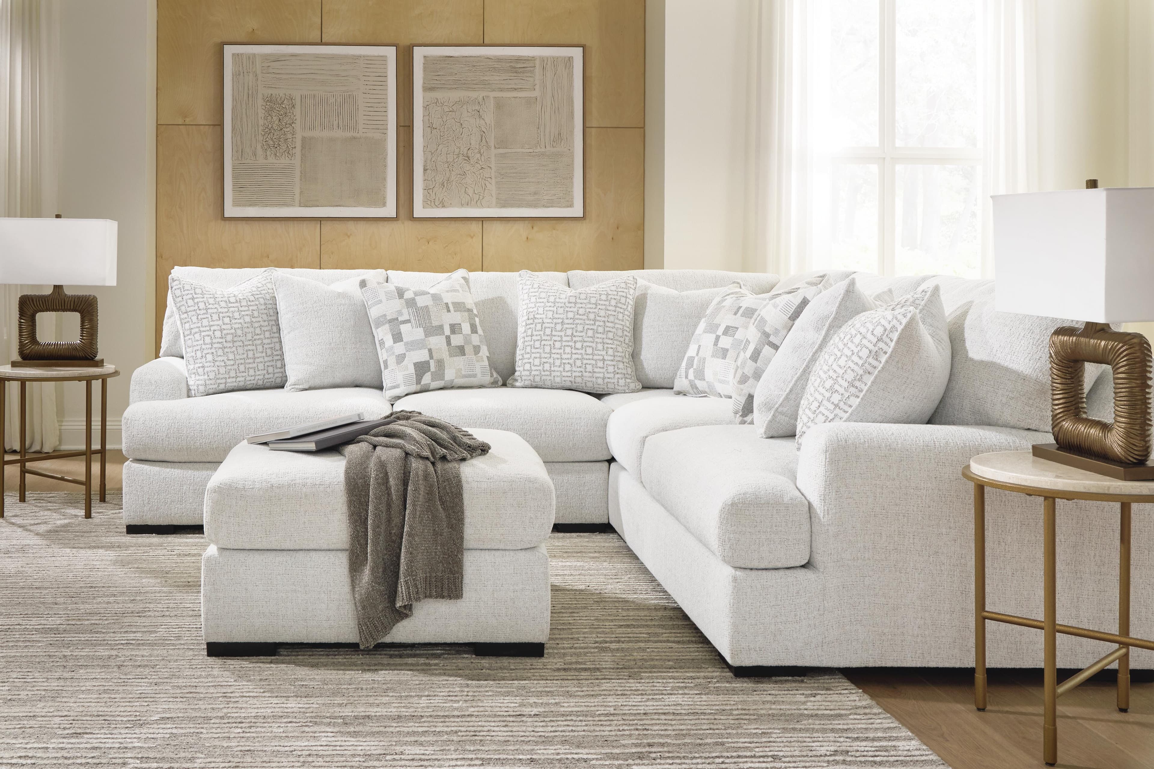 Wynncroft Manor 3-Piece Sectional — Chalk — view 4