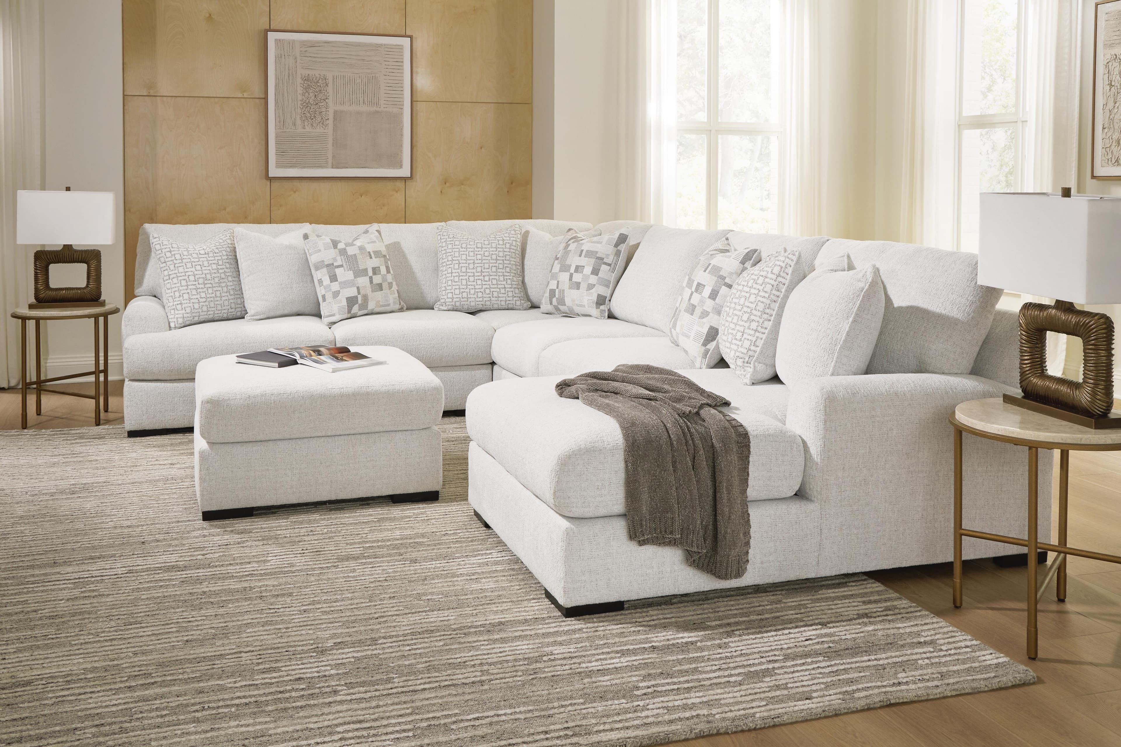 Wynncroft Manor 5-Piece Sectional with Chaise — Chalk — view 4
