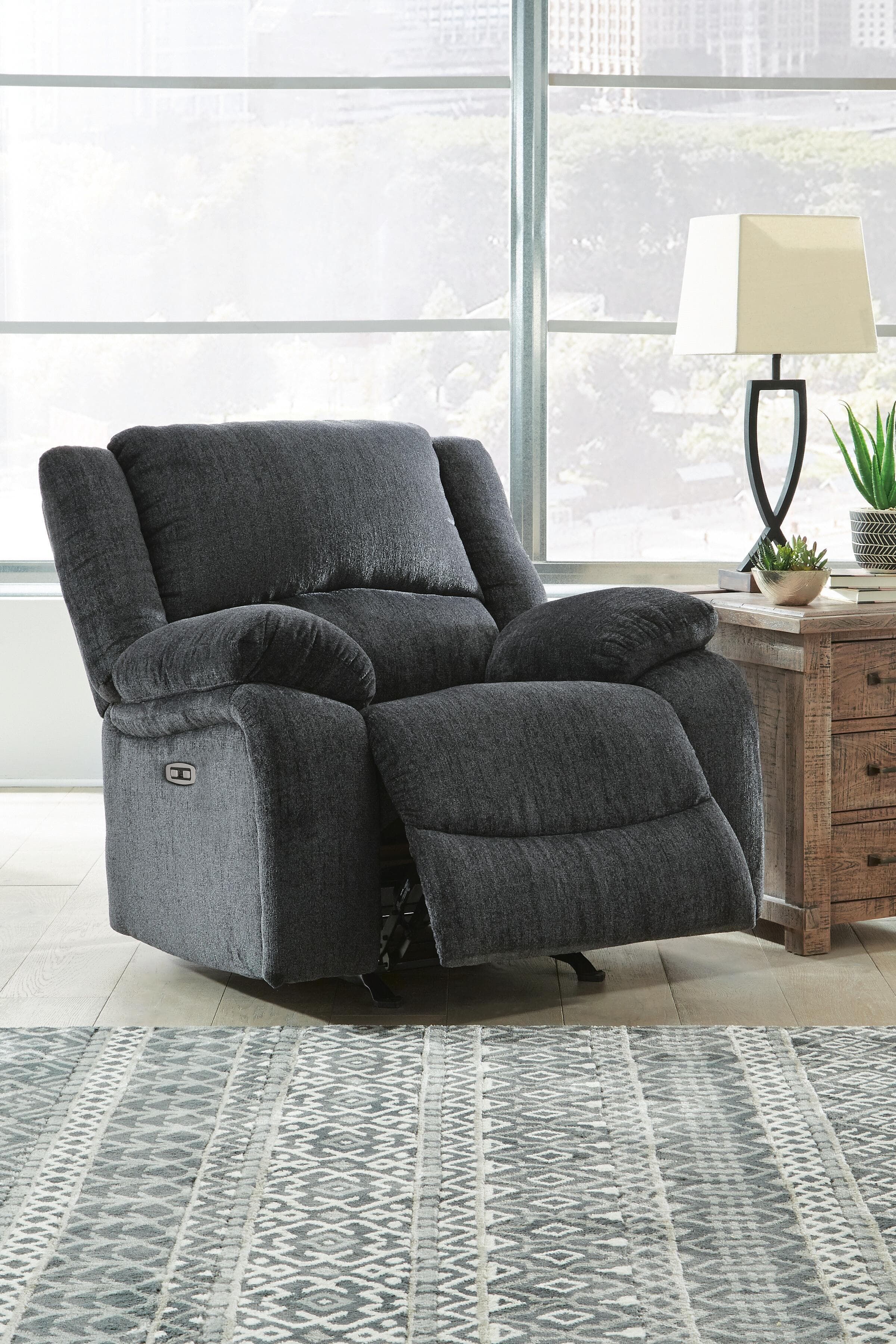 Draycoll Power Recliner — Black/Gray — view 5