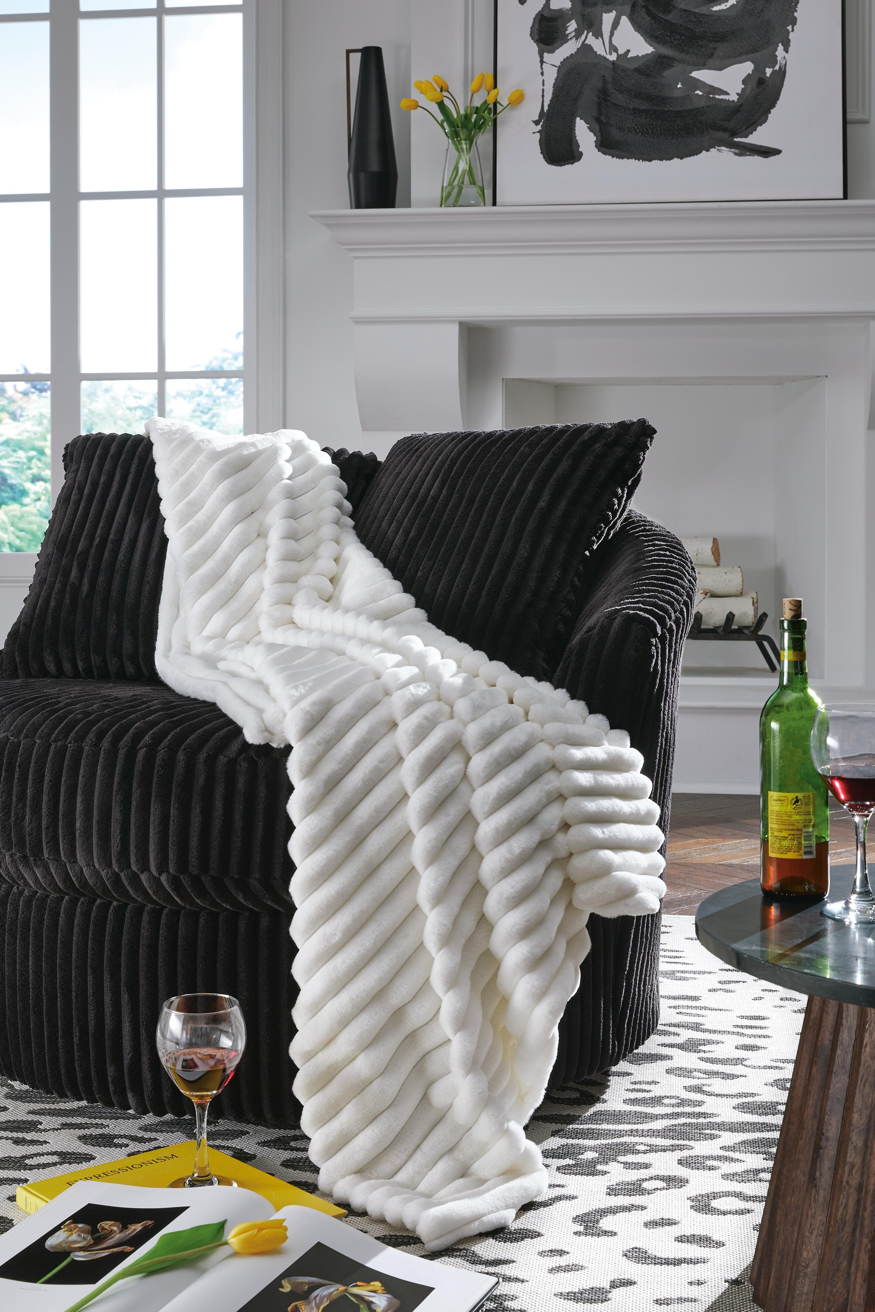 Alsonwell Throw (Set of 3) — White — view 2