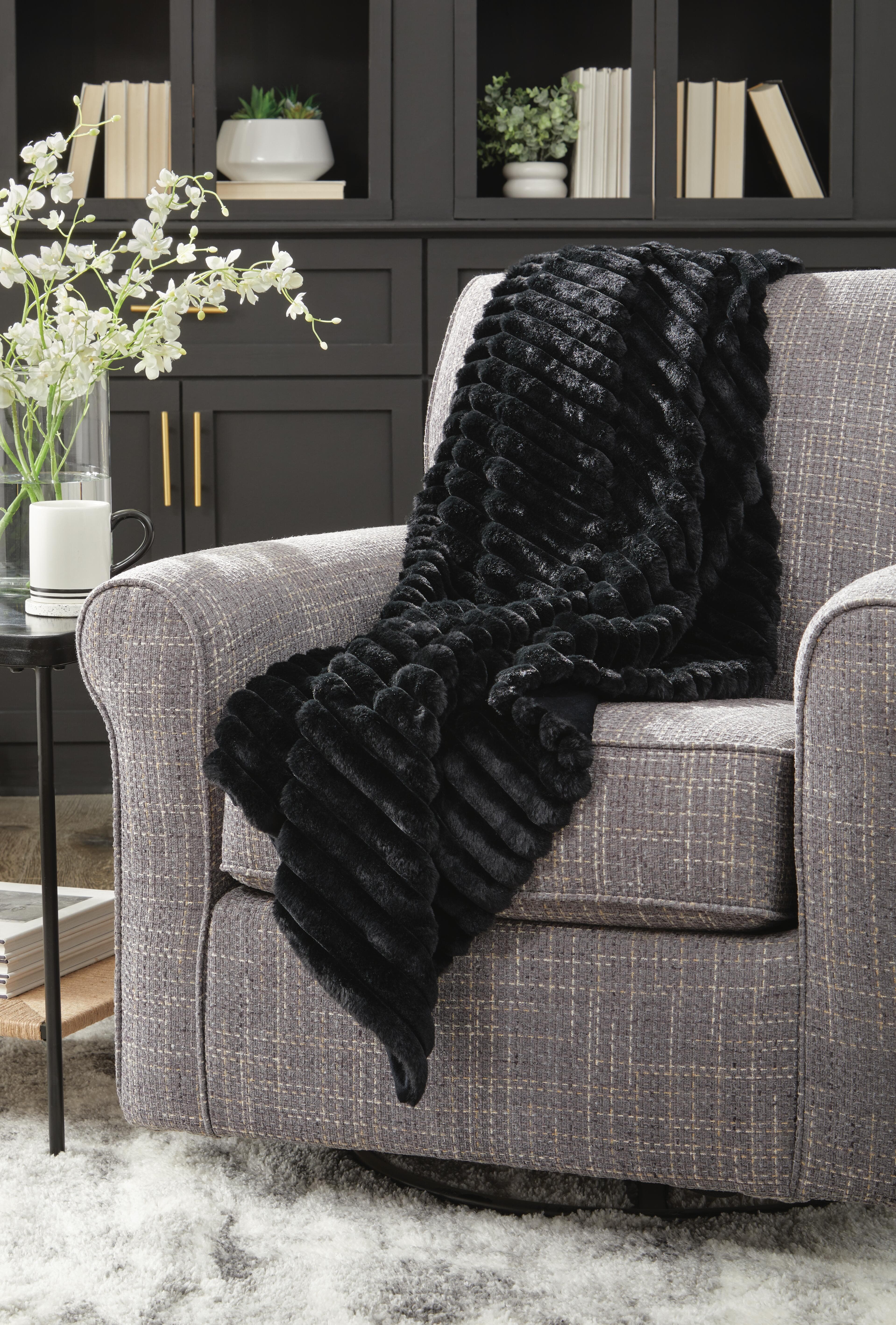 Alsonwell Throw (Set of 3) — Black/Gray — view 2