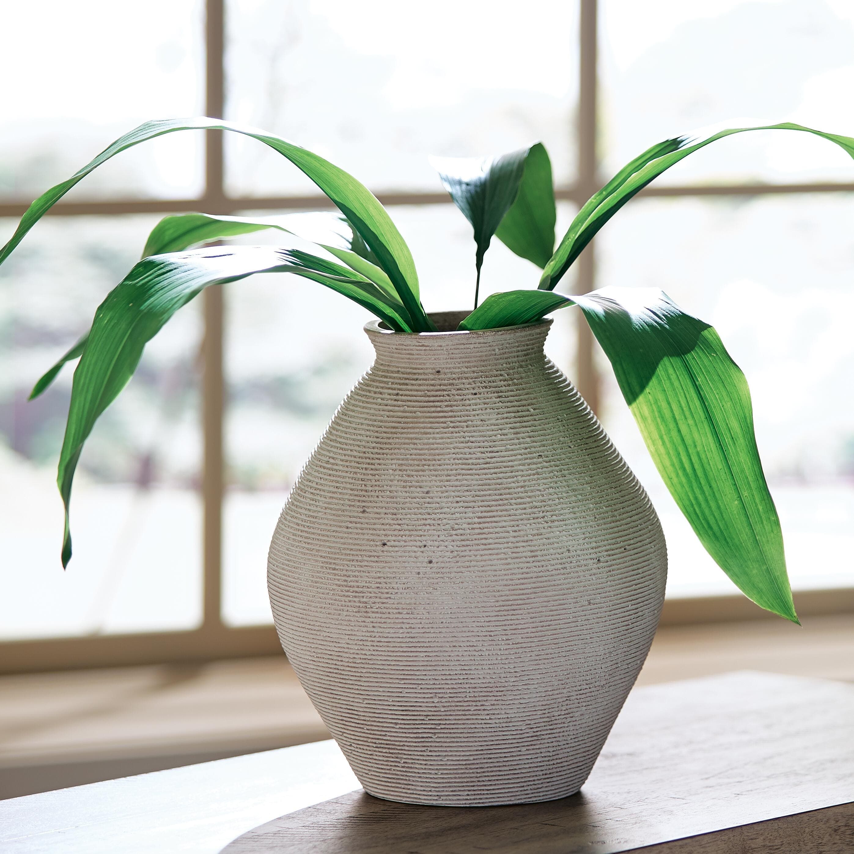 Hannela Vase — Brown/Beige — view 2