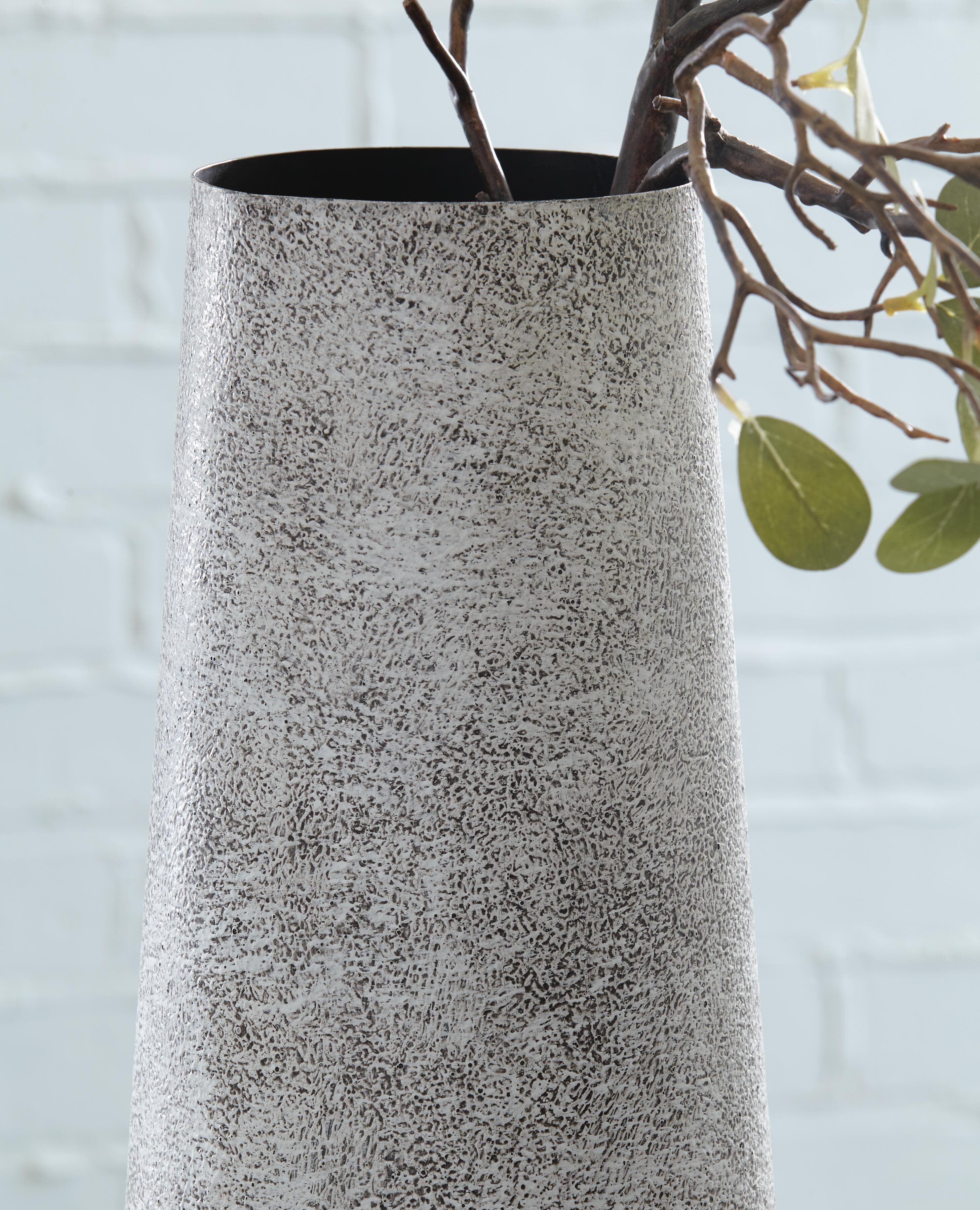 Fynn Vase — White — view 3
