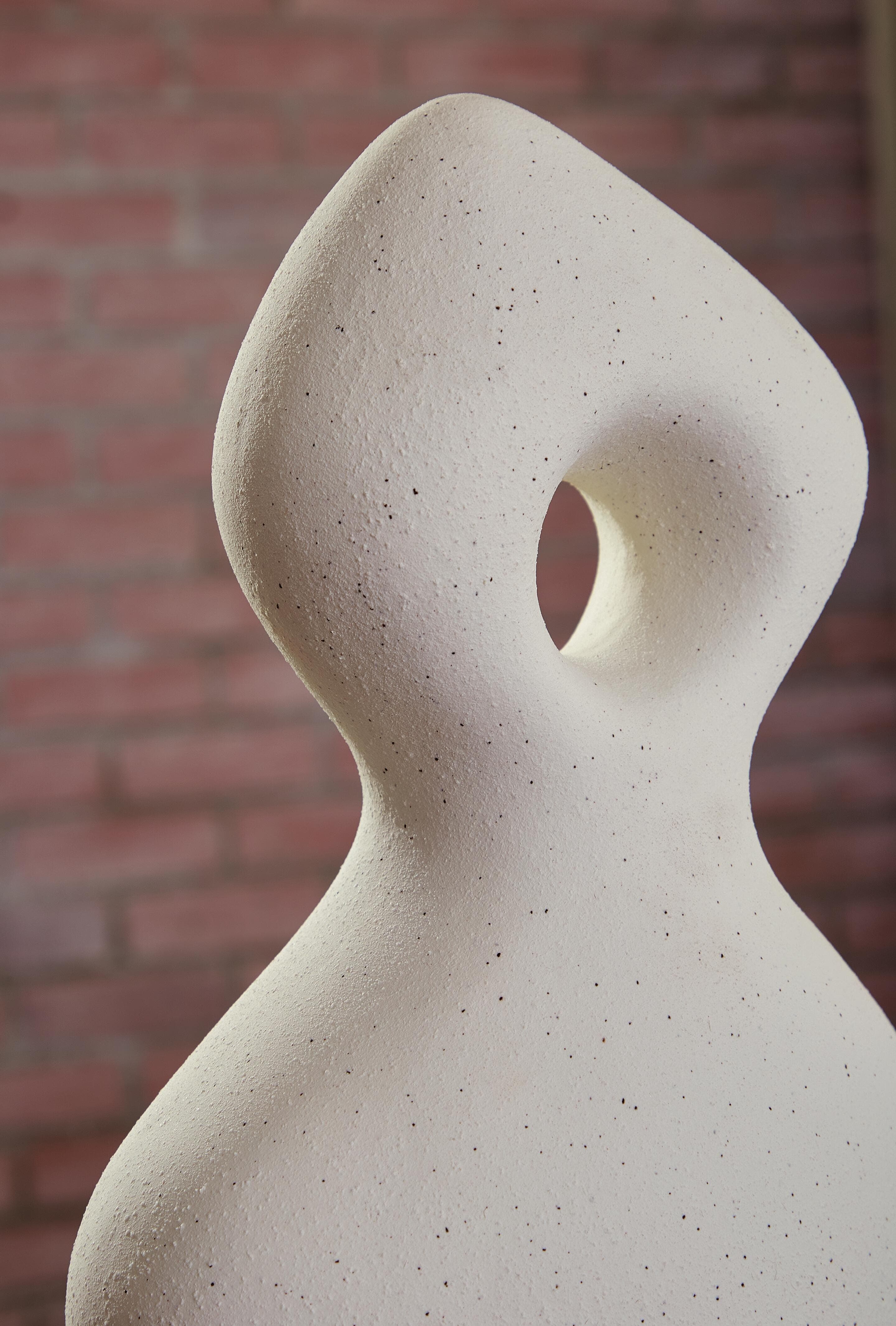 Arthrow Sculpture — White — view 4