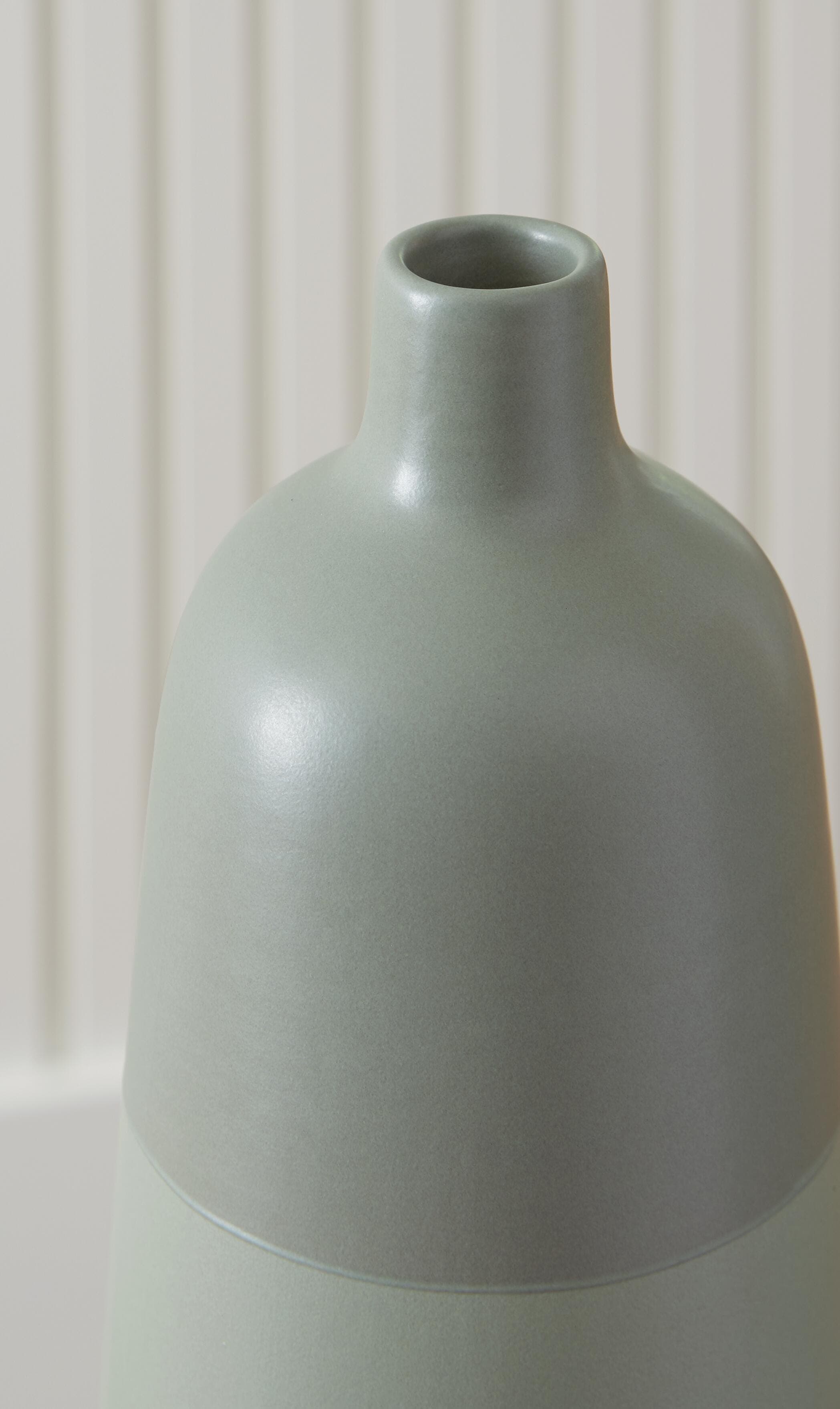 Peerland Vase — Green — view 3