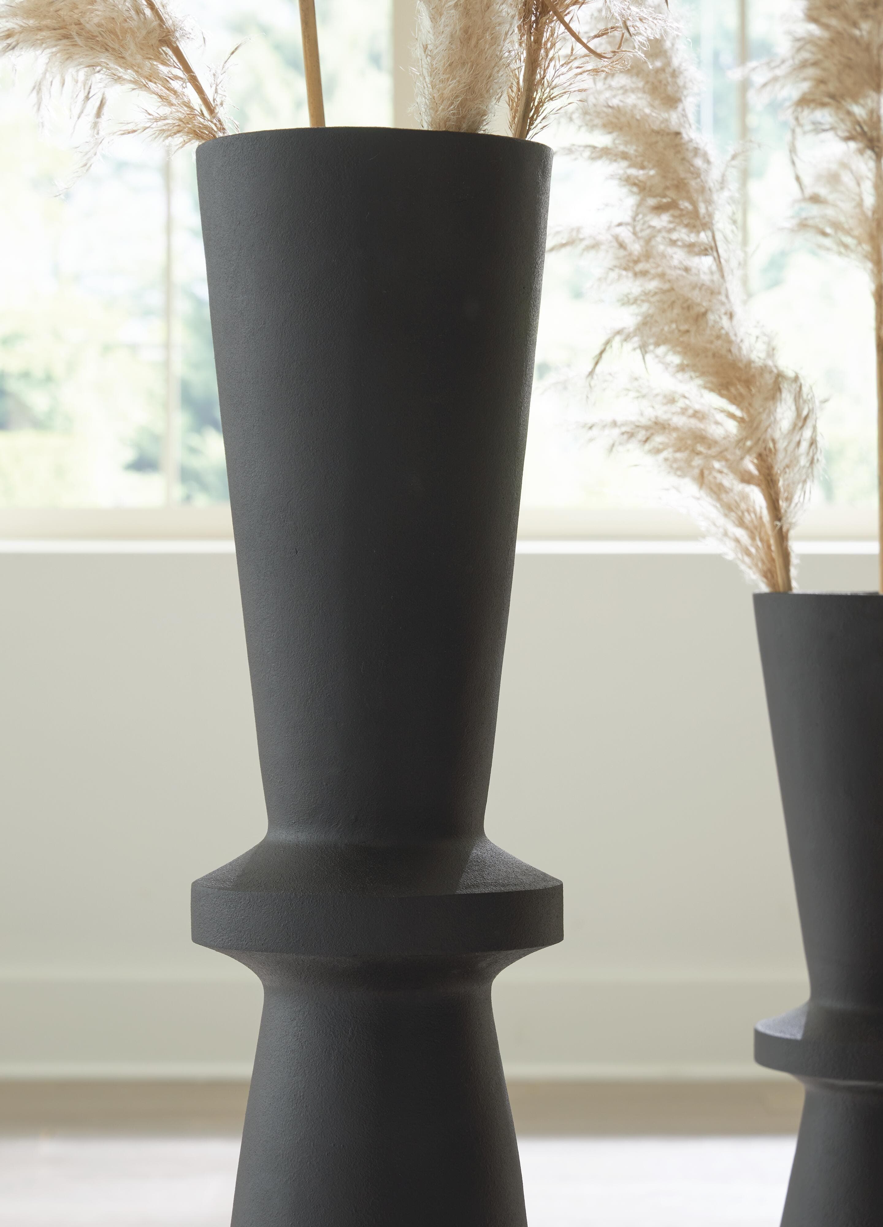 Collisten Vase — Black/Gray — view 3