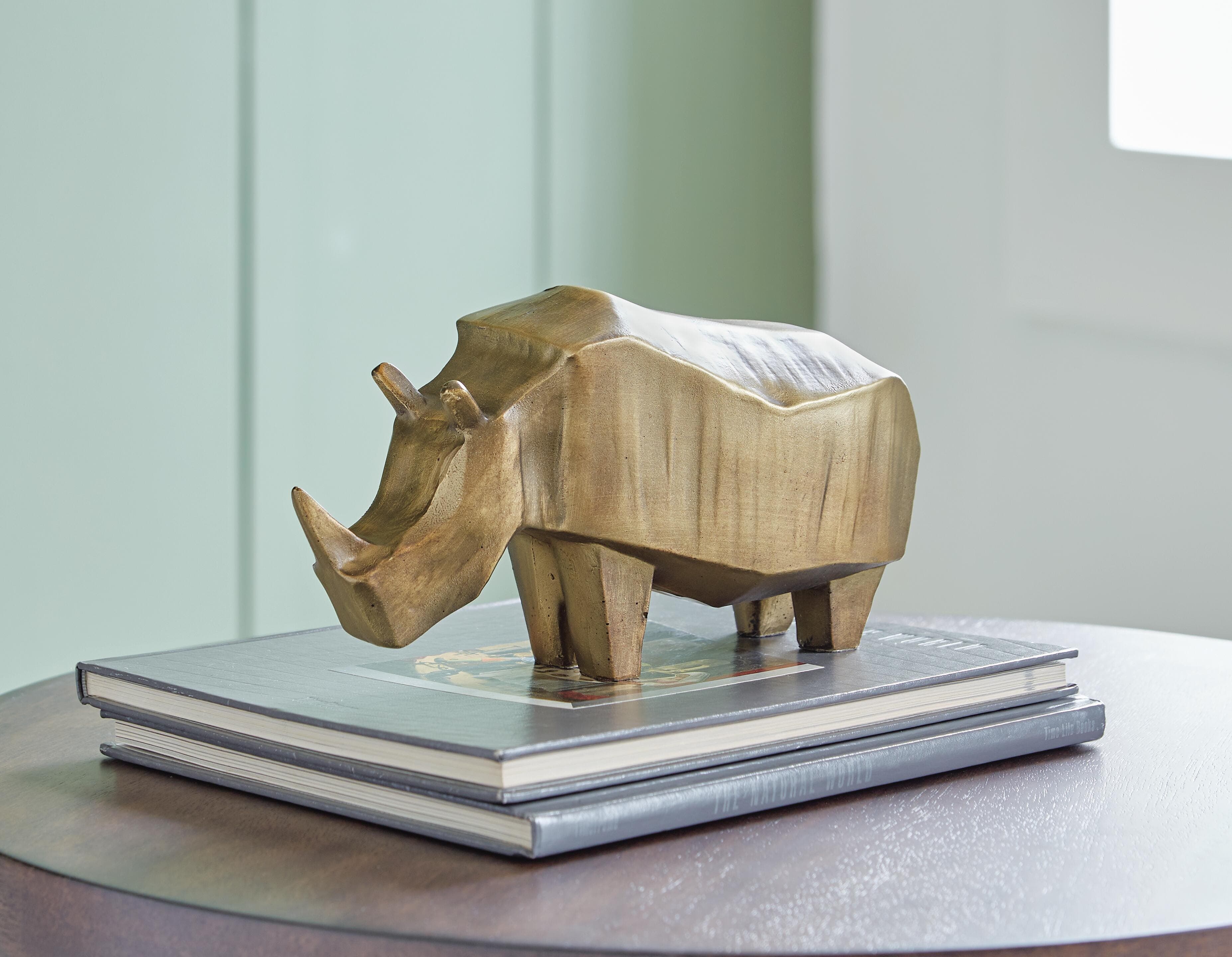 Gentwell Sculpture — Metallic — view 2