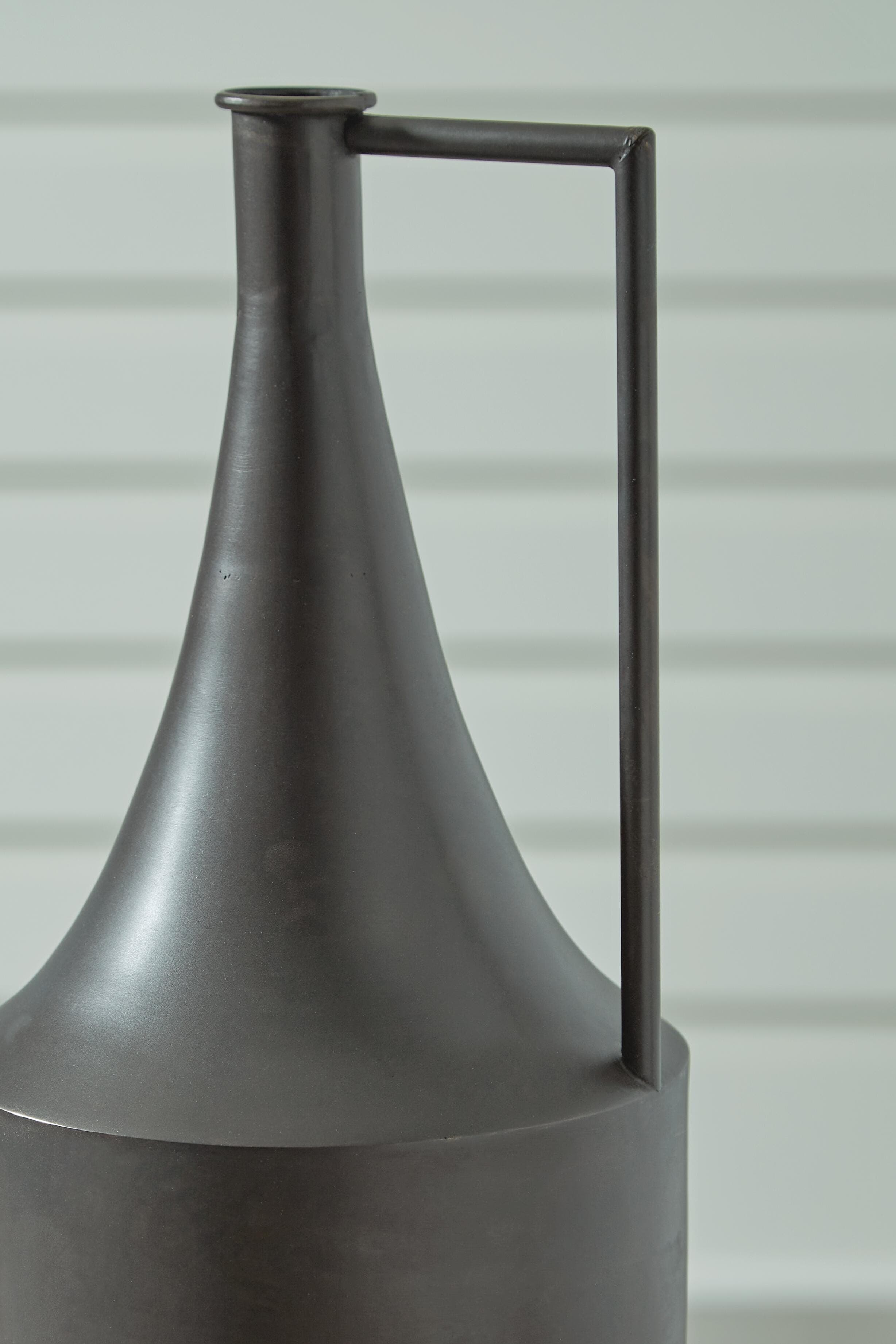 Zainforth Vase — Brown/Beige — view 4