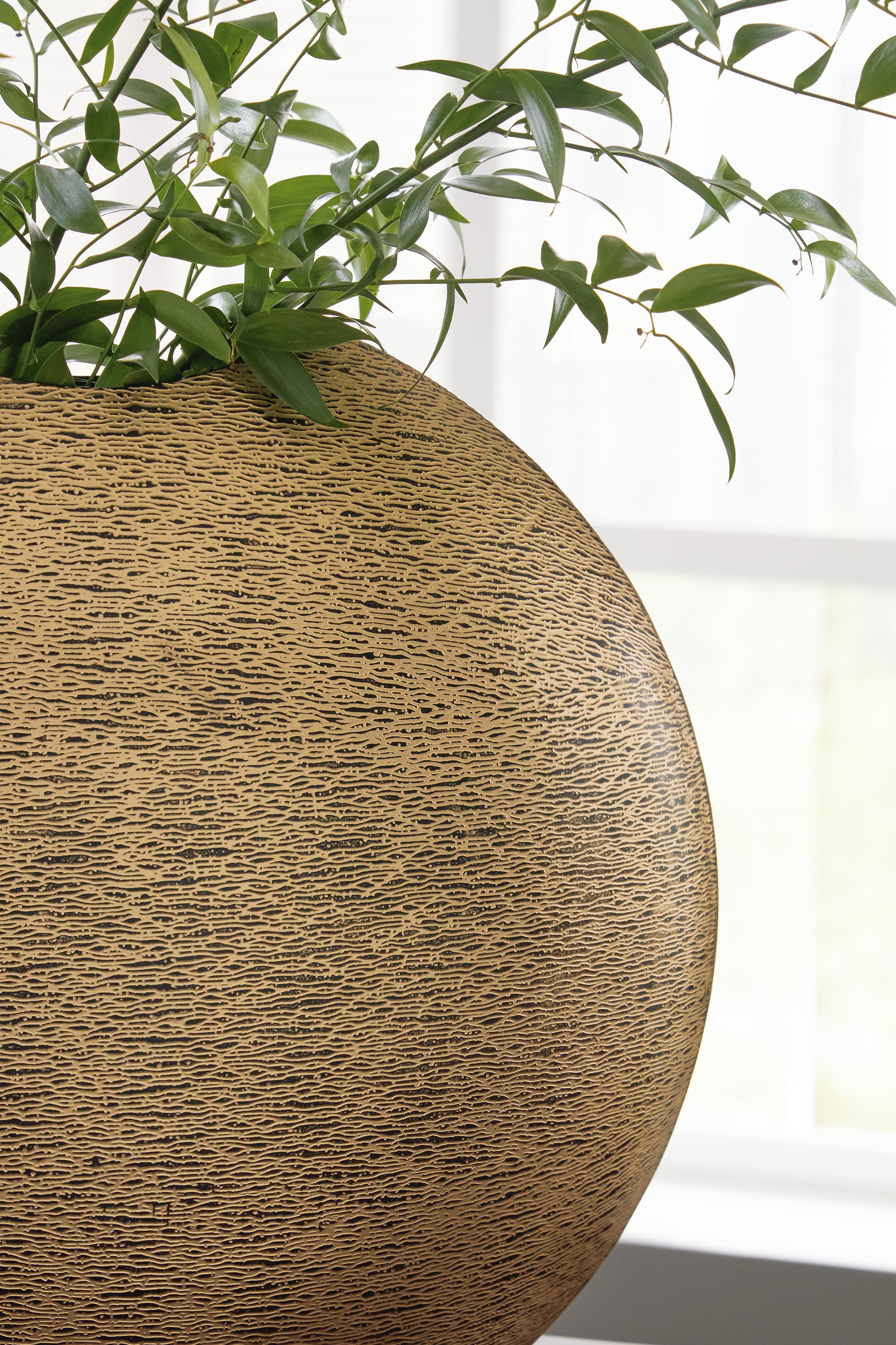 Iansboro Vase — Metallic — view 4