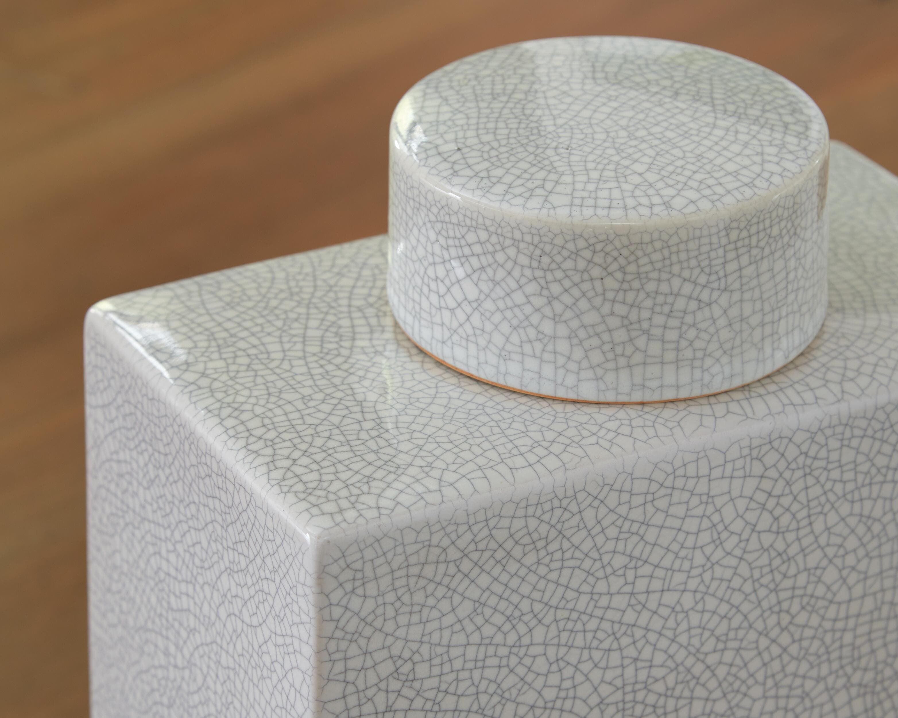 Haddworth Jar — White — view 4