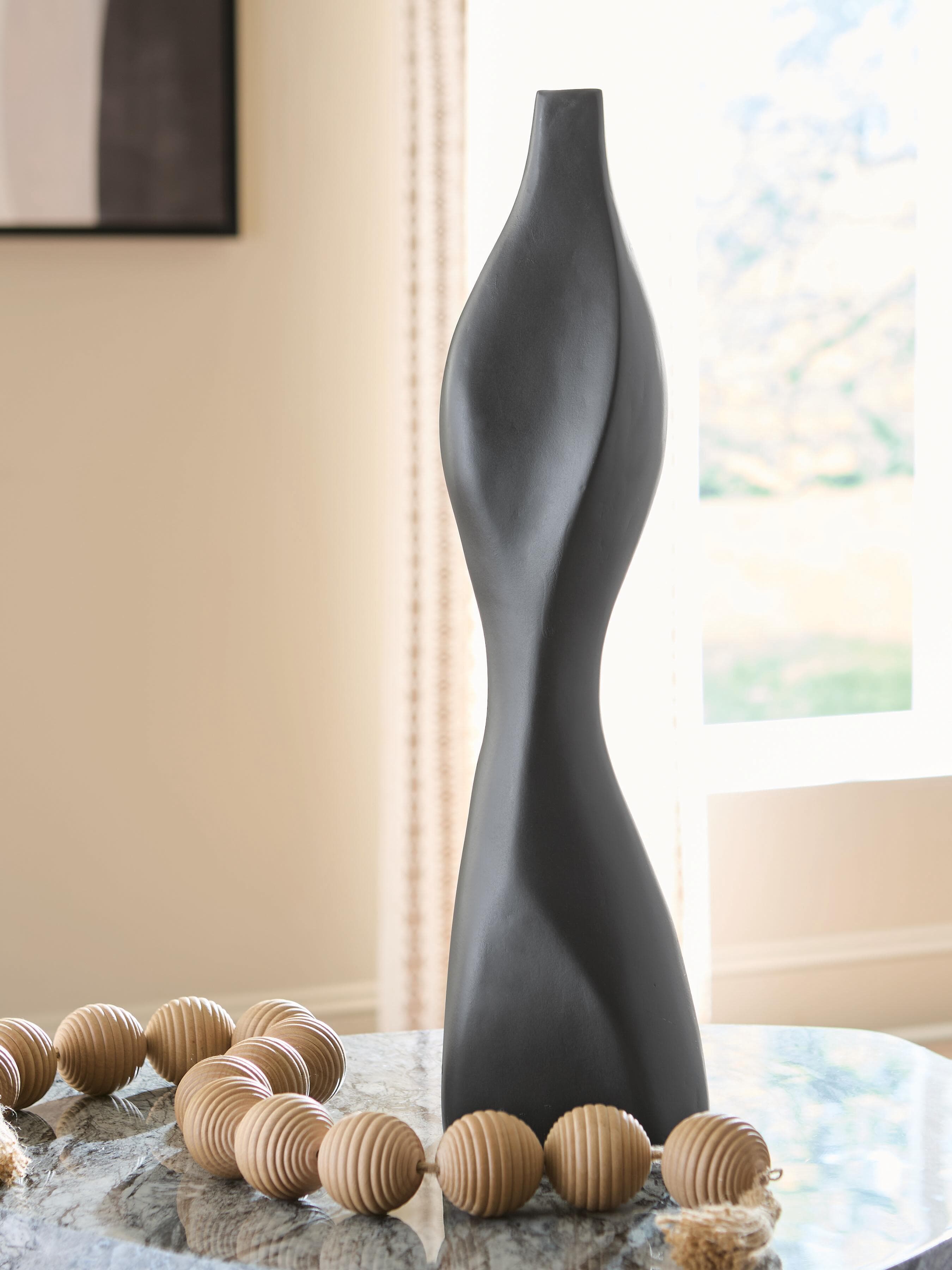 Judsen Vase — Black — view 2