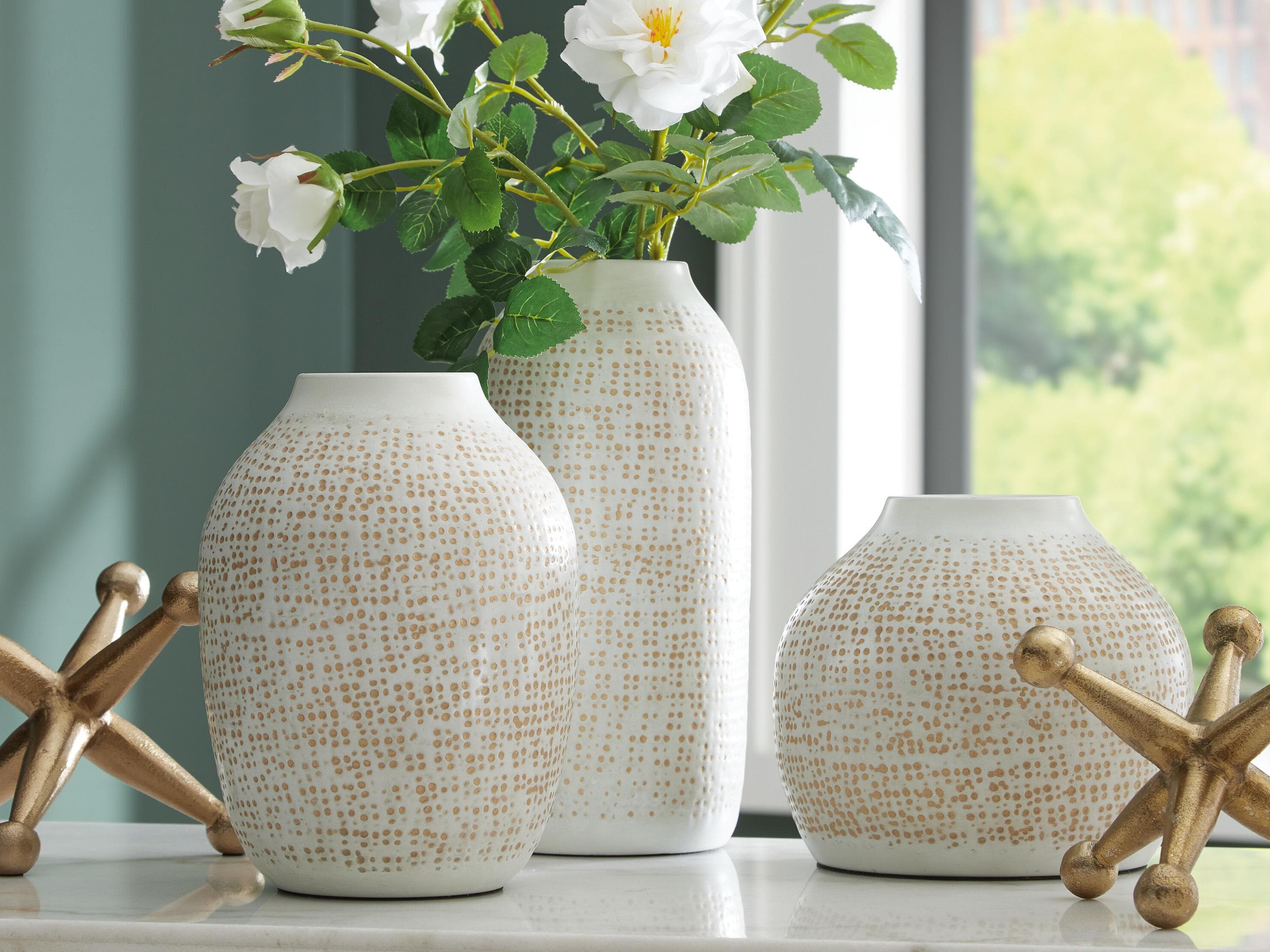 Vinburn Accessory Set (Set of 5) — White/Gold Finish — view 2