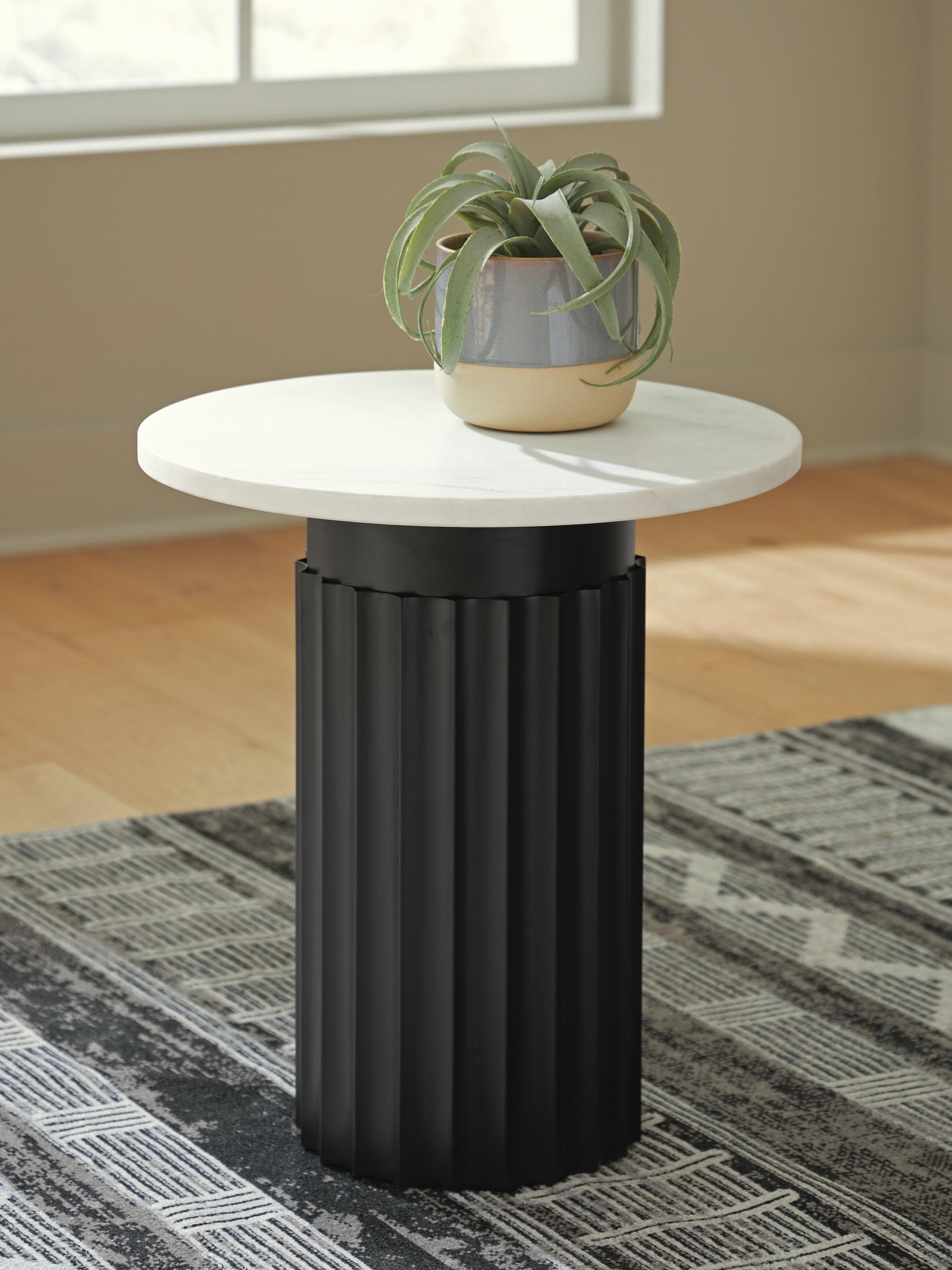 Wainstone Accent Table — Black/White — view 2