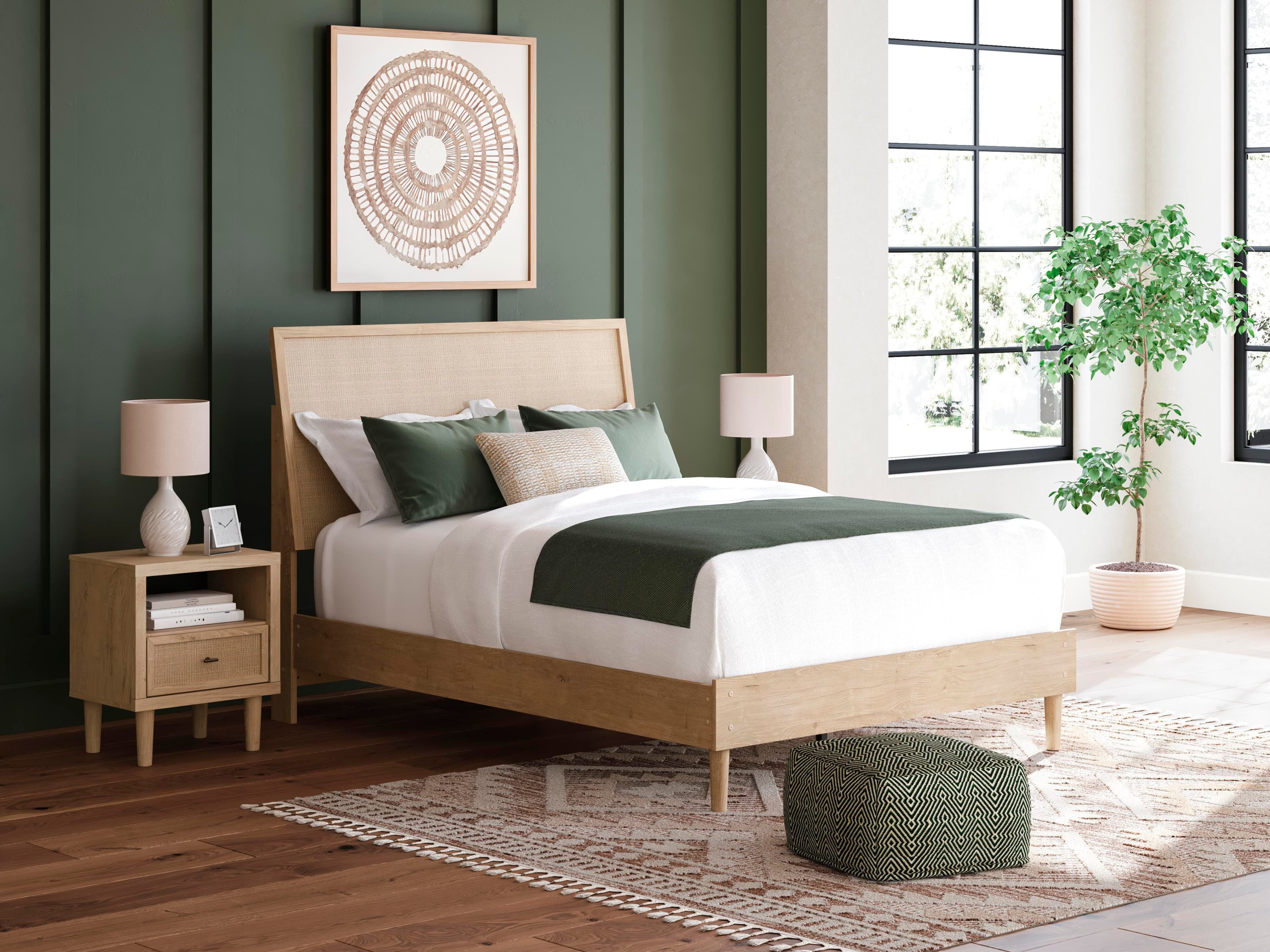 Cielden Queen Panel Bed — Brown/Beige — view 2
