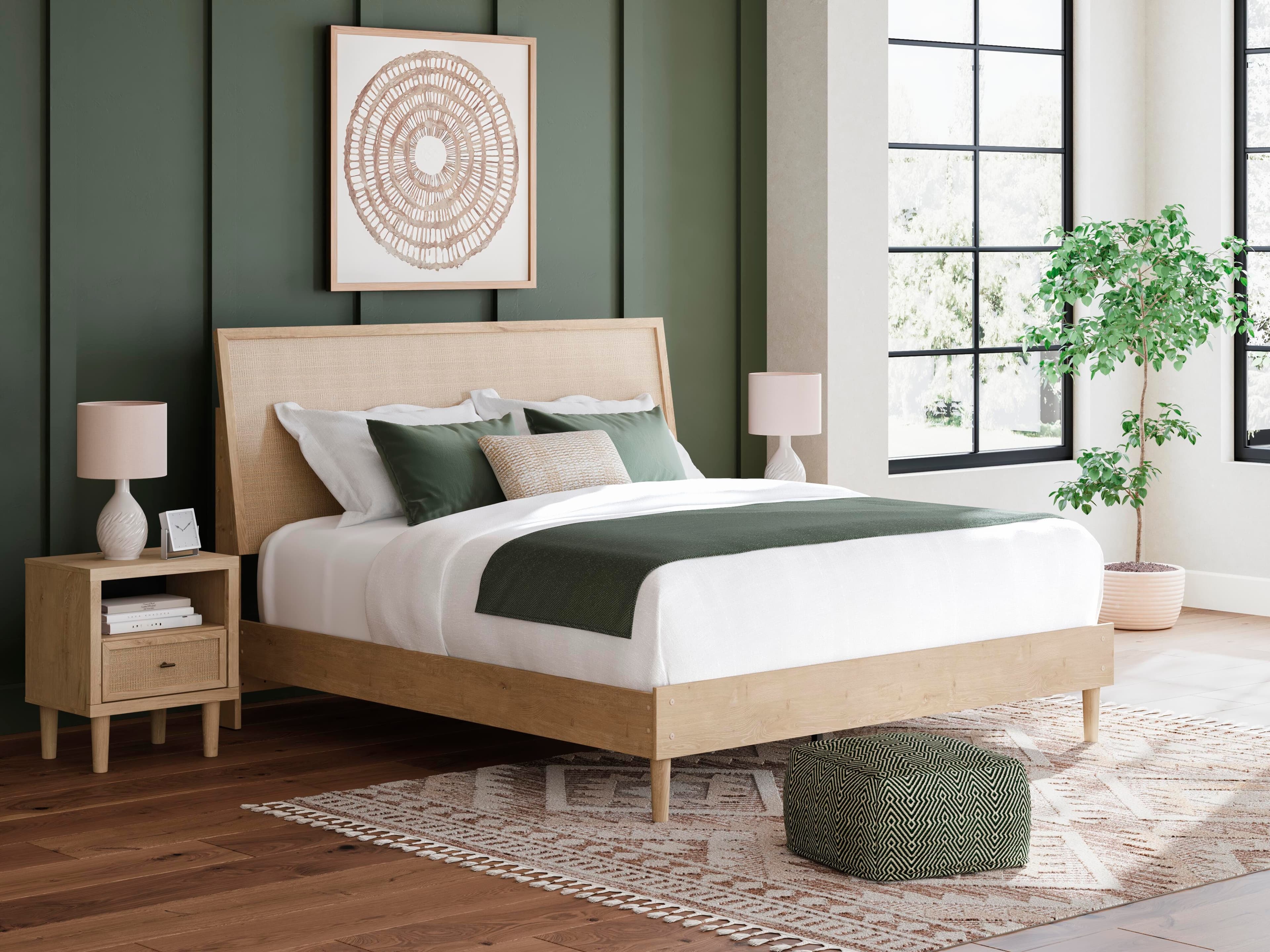 Cielden King Panel Bed — Brown/Beige — view 2