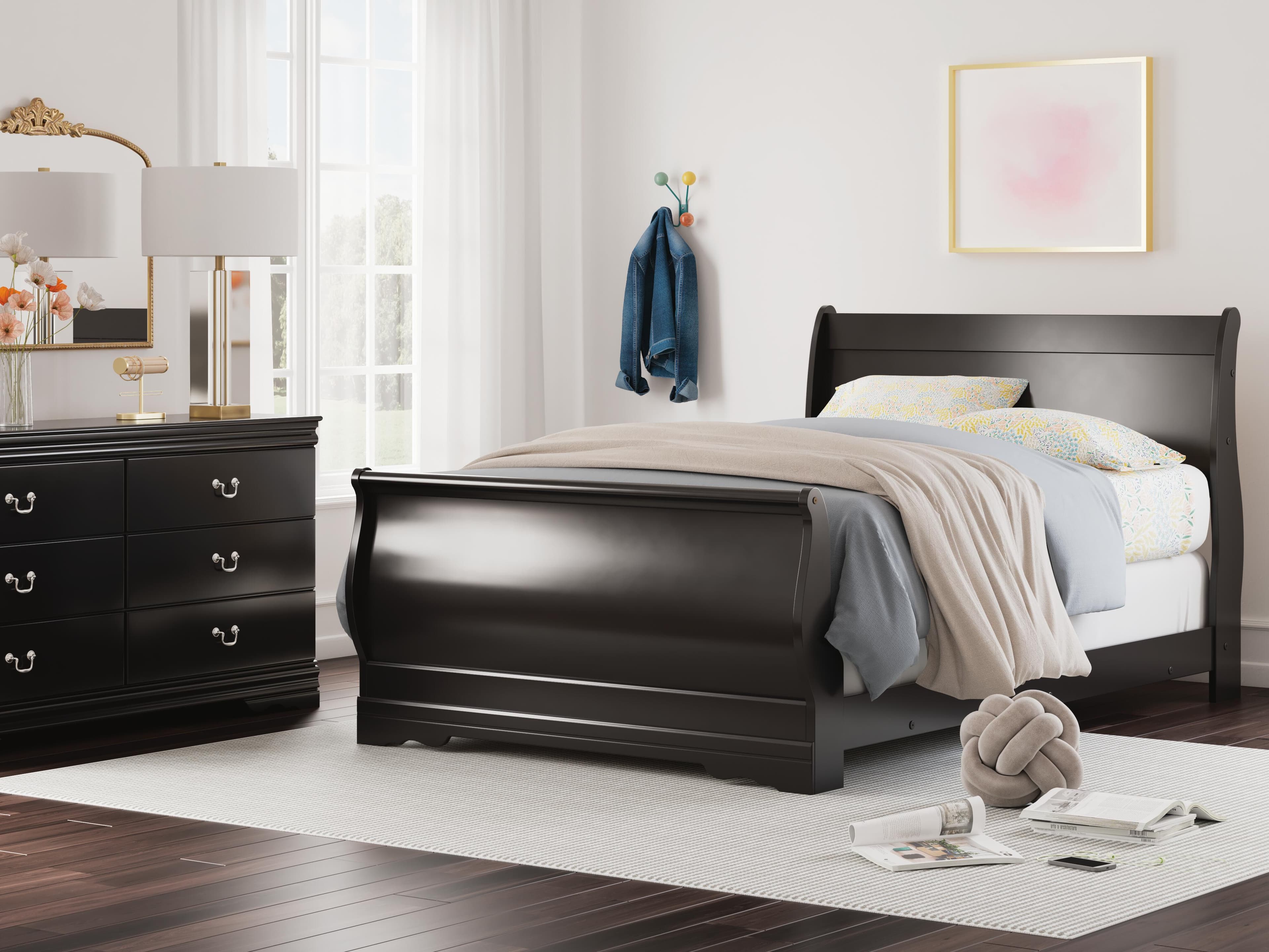 Huey Vineyard Full Sleigh Bed — Black/Gray — view 2