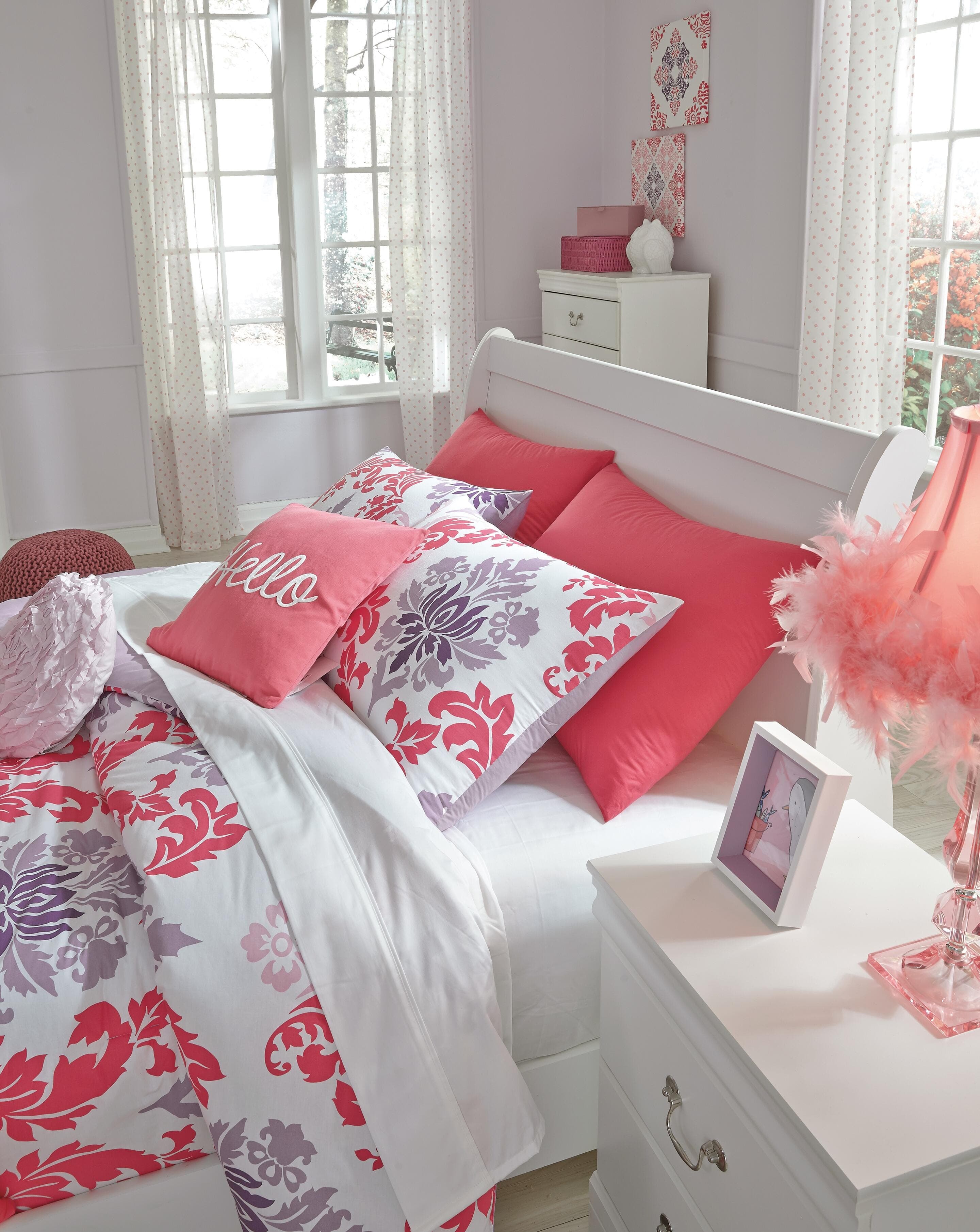 Anarasia Full Sleigh Headboard — White — view 3