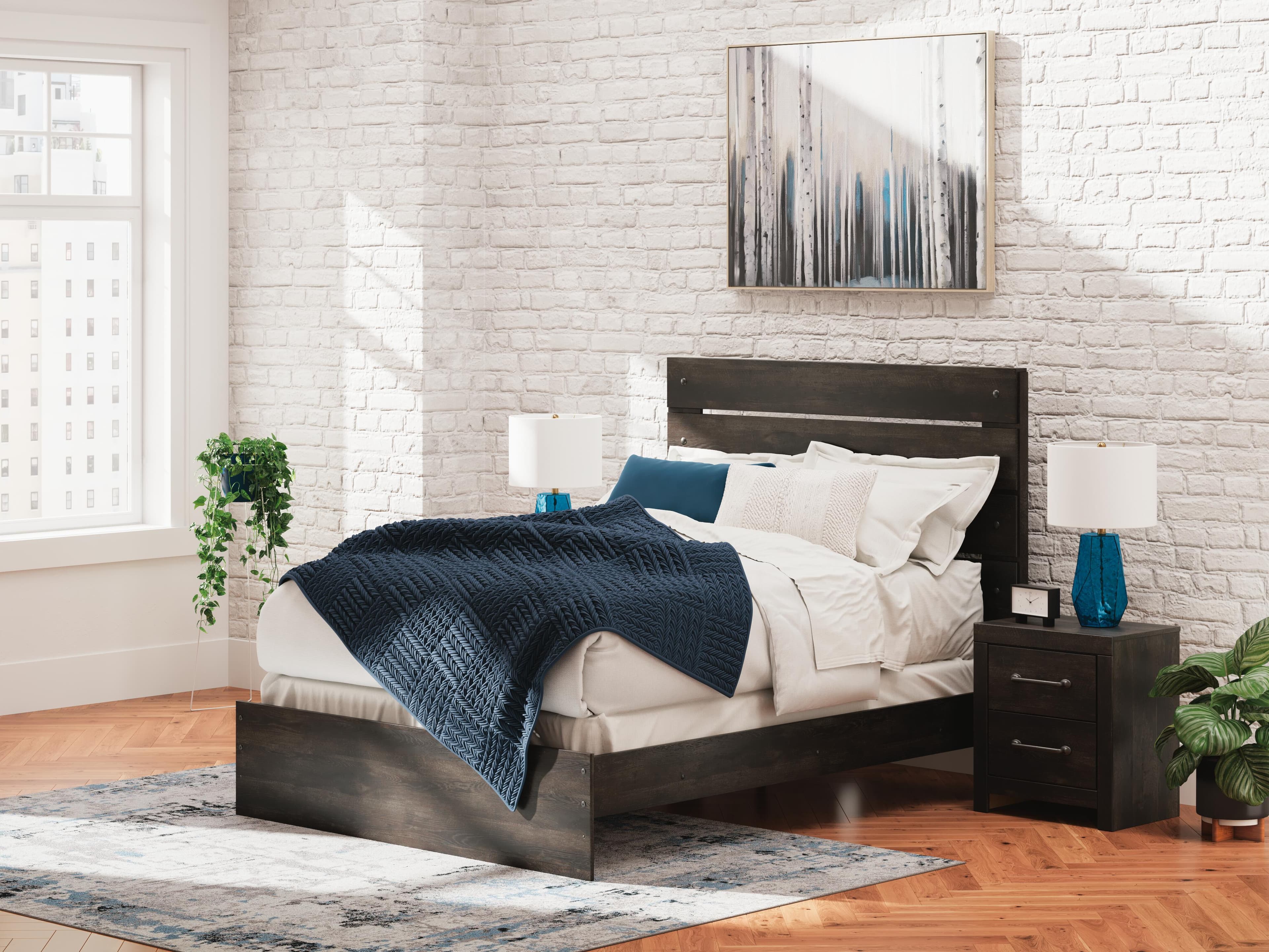 Delmorta Queen Panel Bed — Black/Gray — view 2