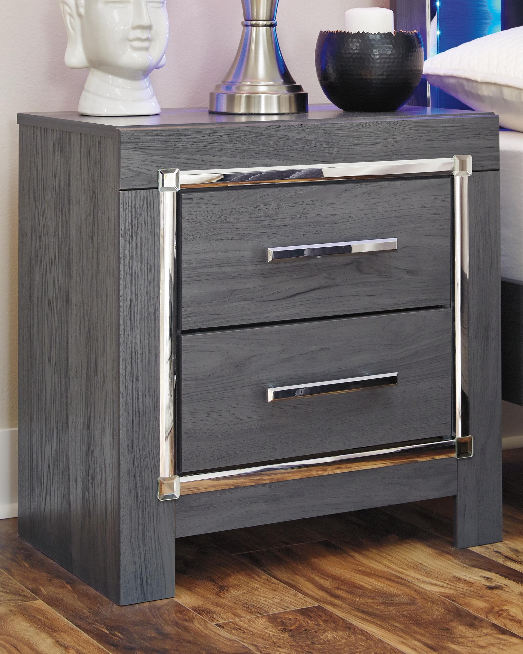 Lodanna Nightstand — Black/Gray — view 2