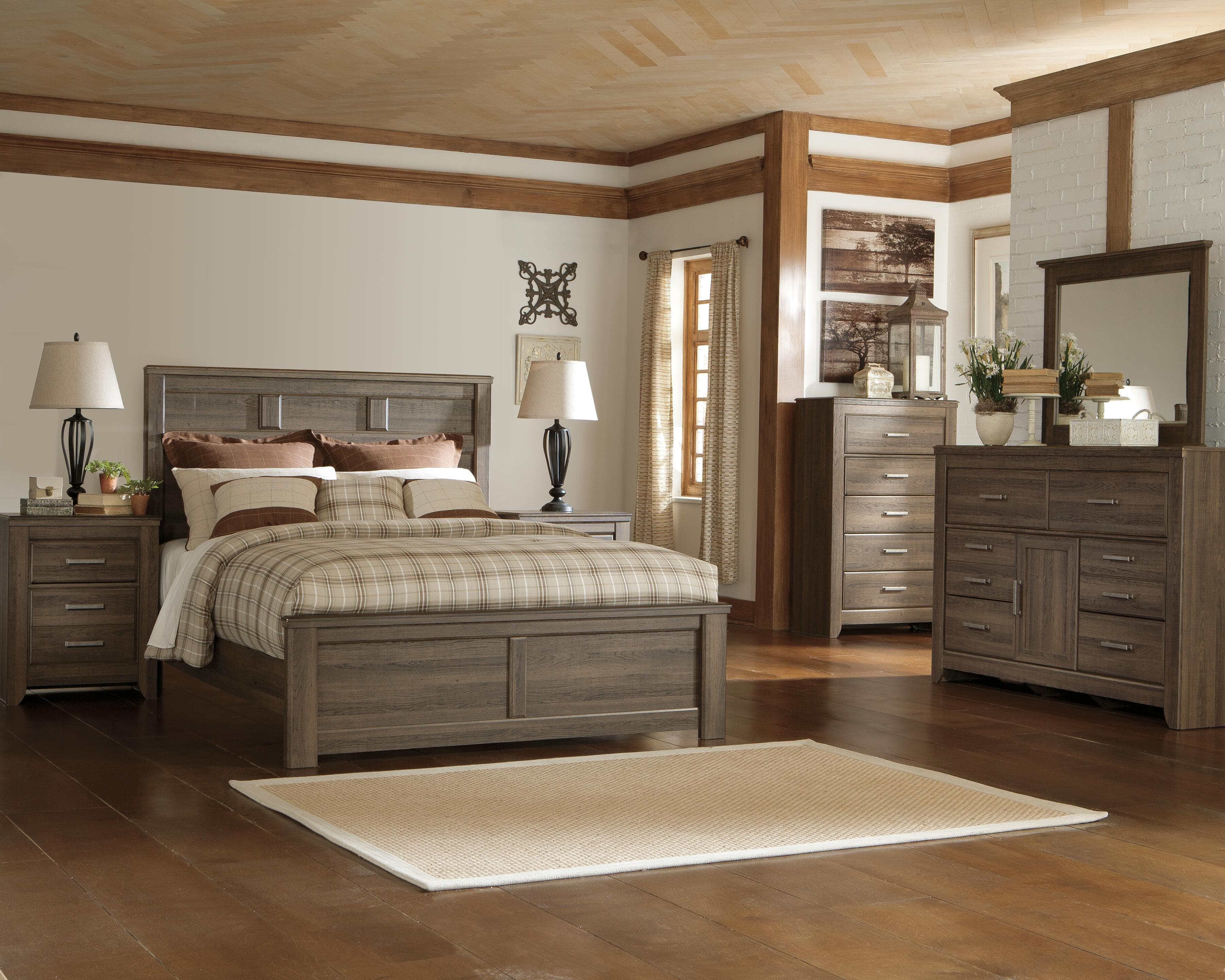 Juararo Queen Panel Bed — Brown/Beige — view 3