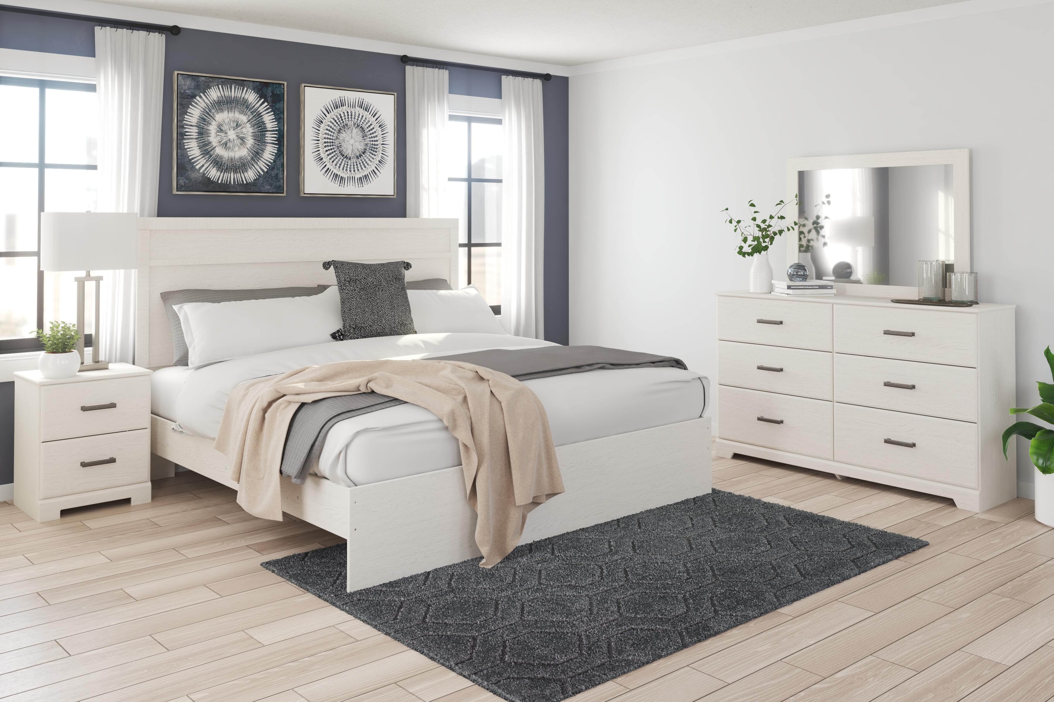 Stelsie King Panel Bed — White — view 6