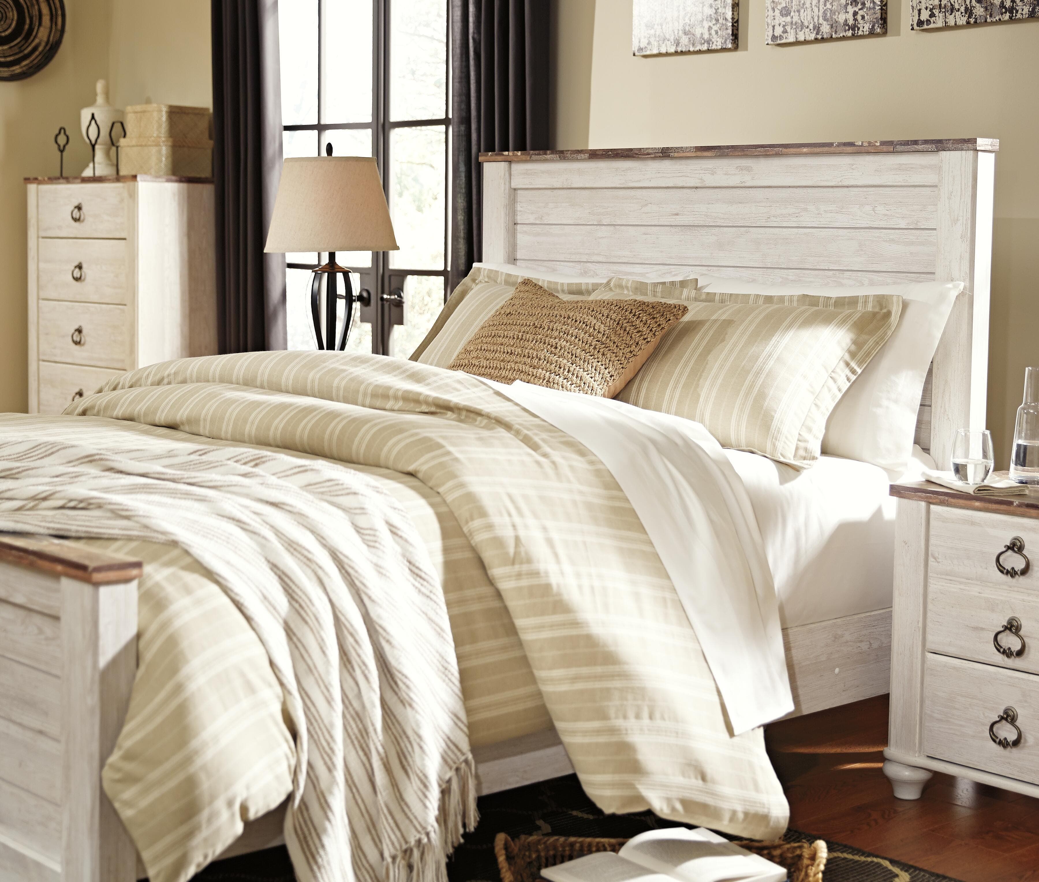 Willowton Queen Panel Headboard — White — view 5