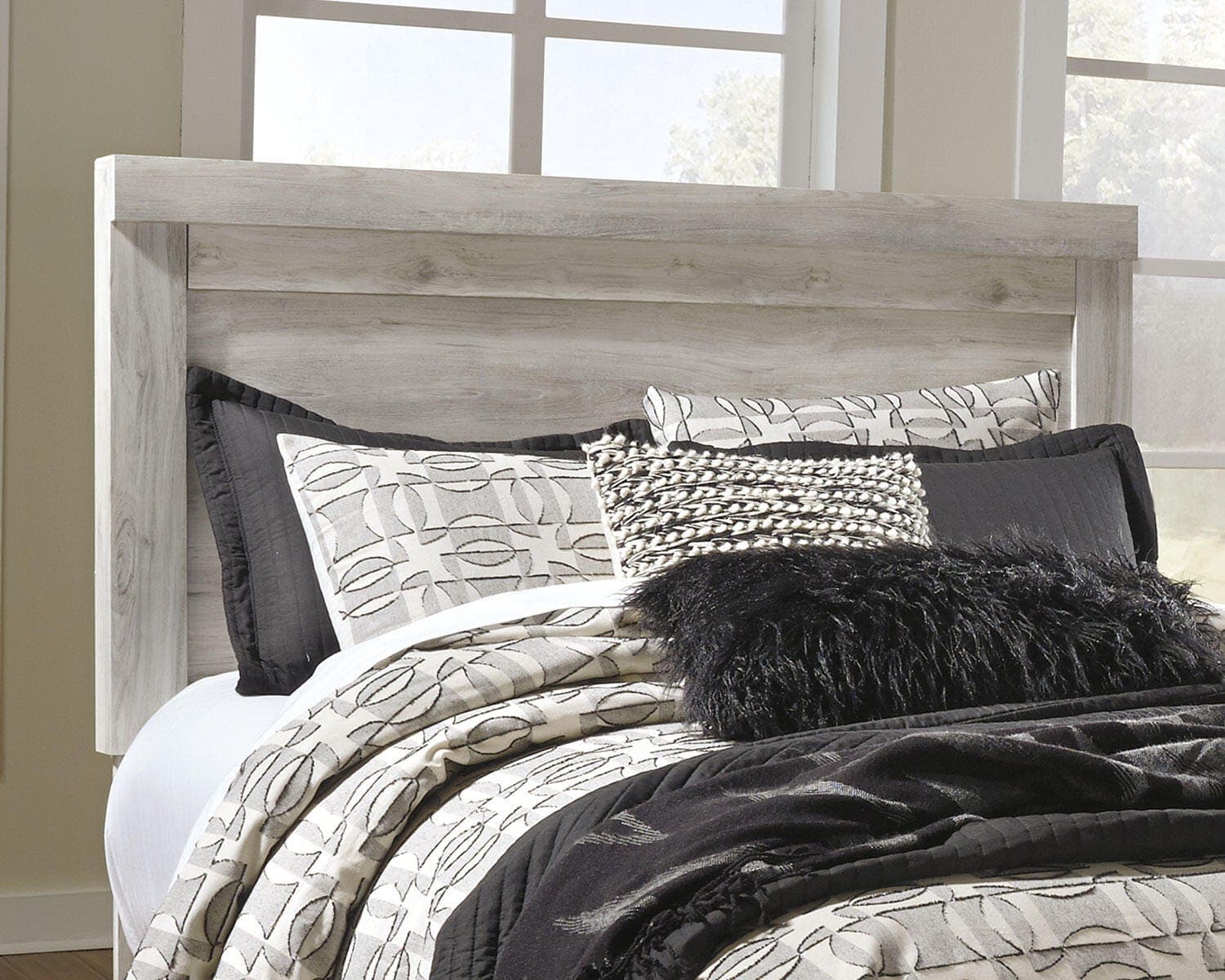Bellaby Queen Panel Bed — White — view 5