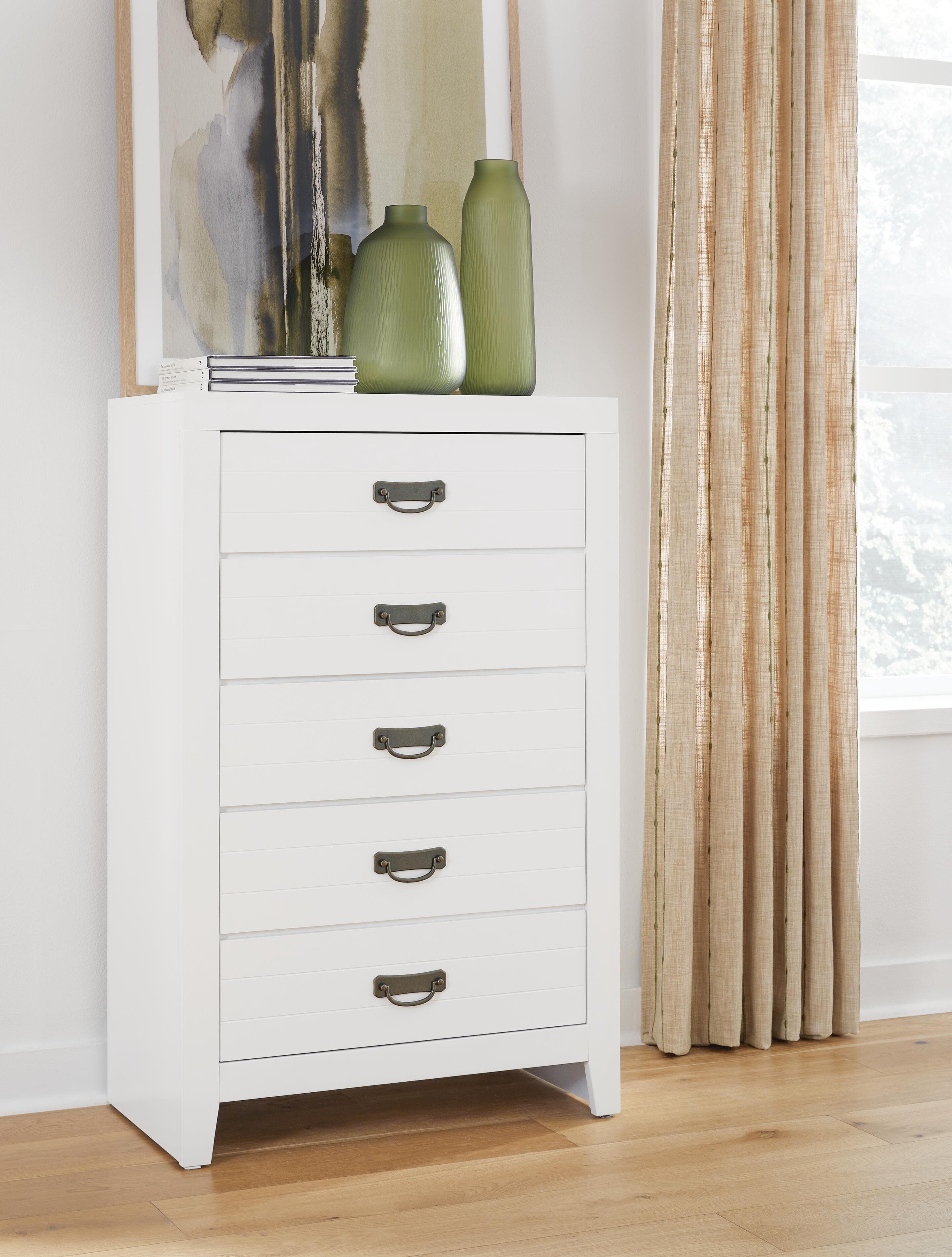 Binterglen Chest of Drawers — White — view 2