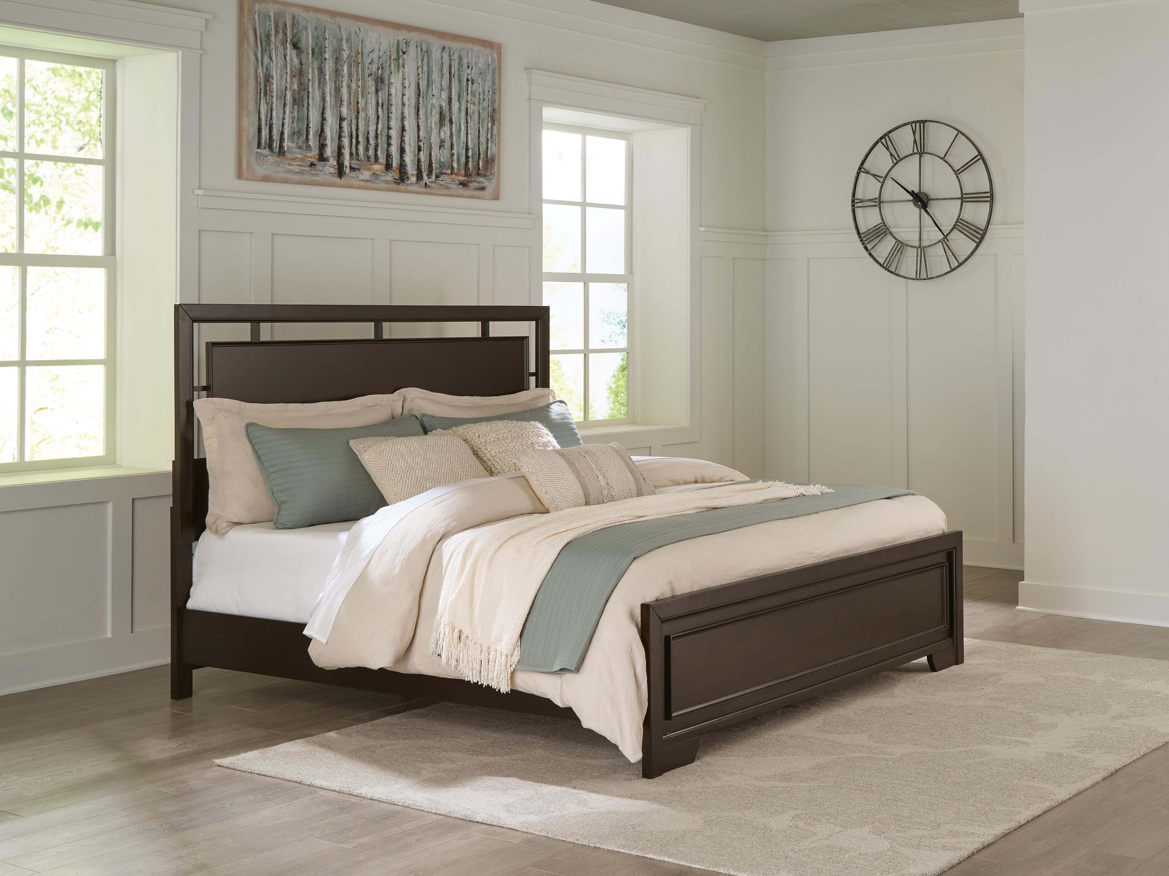 Covetown King Panel Bed — Brown/Beige — view 2
