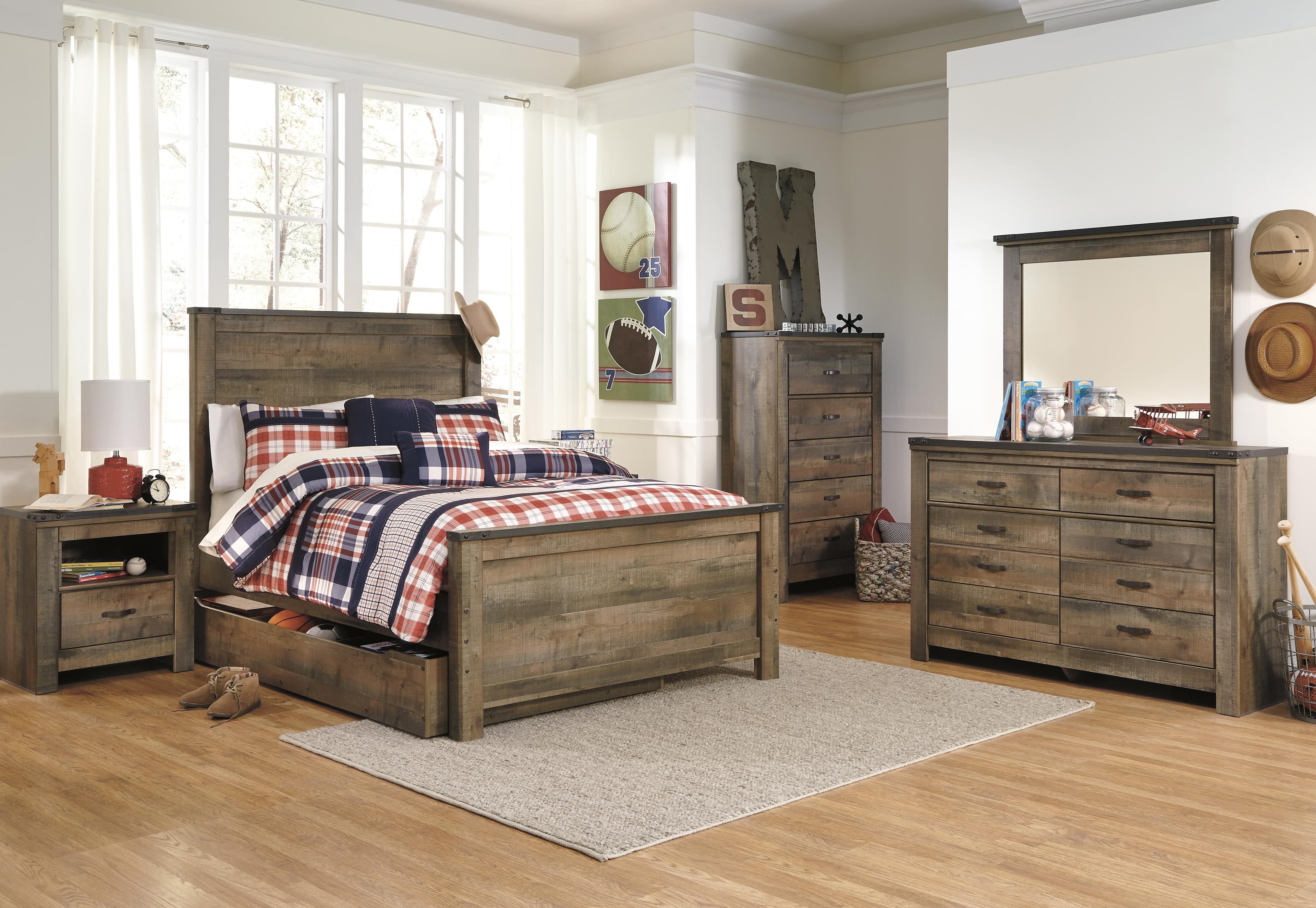 Trinell Full Panel Headboard — Brown/Beige — view 7