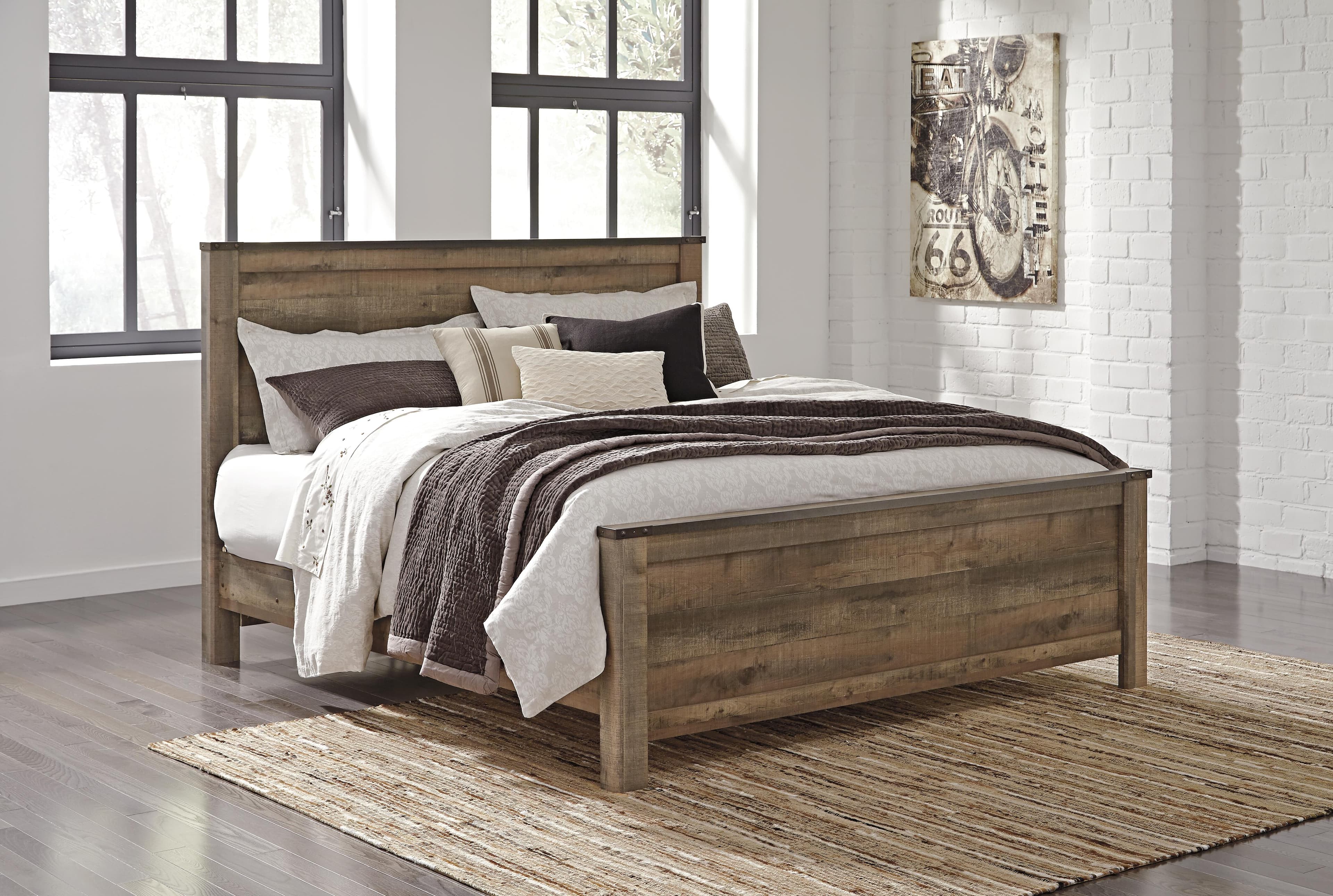 Trinell King Panel Bed — Brown/Beige — view 2