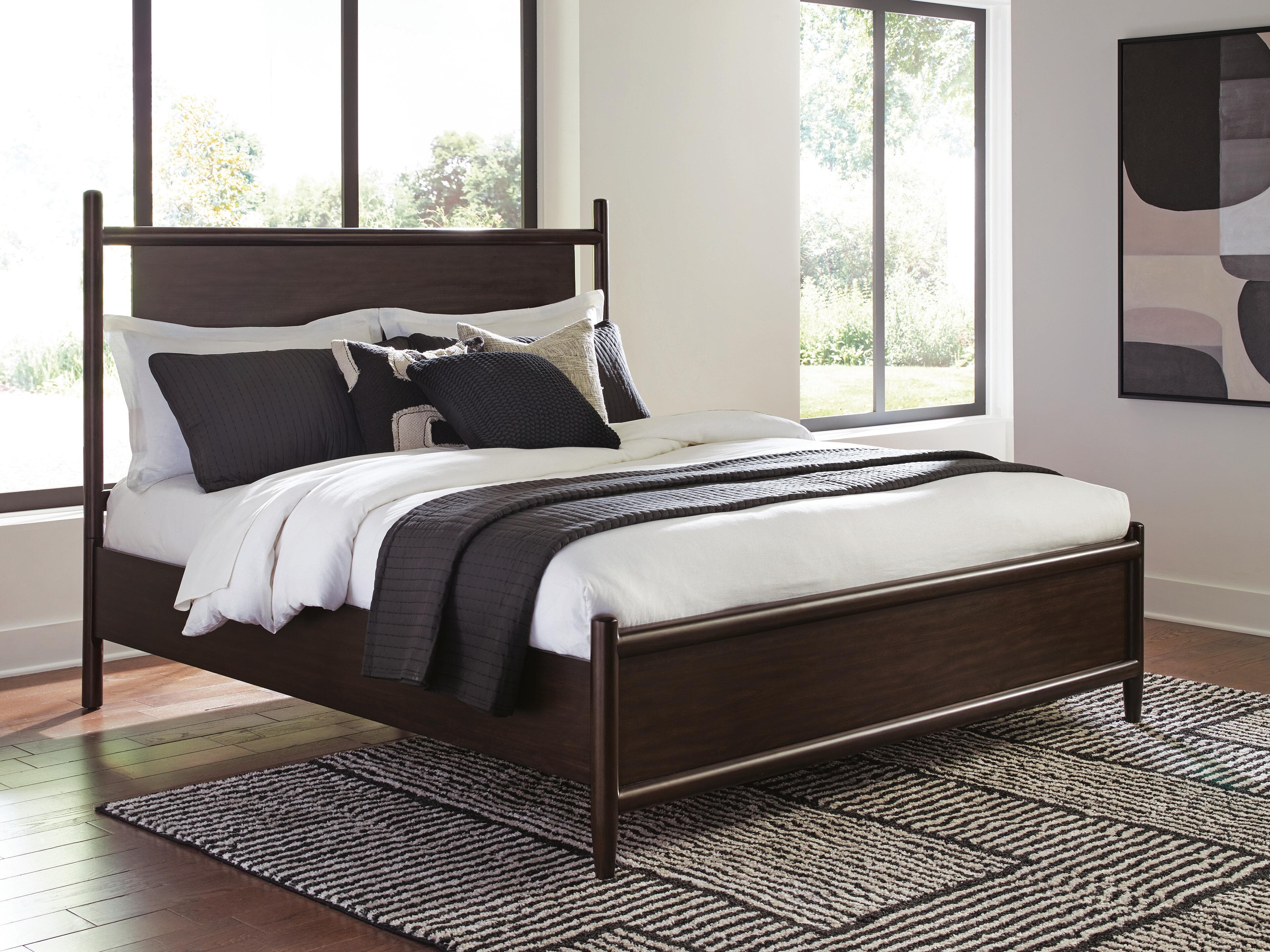Dantenton California King Panel Bed — Merlot — view 2