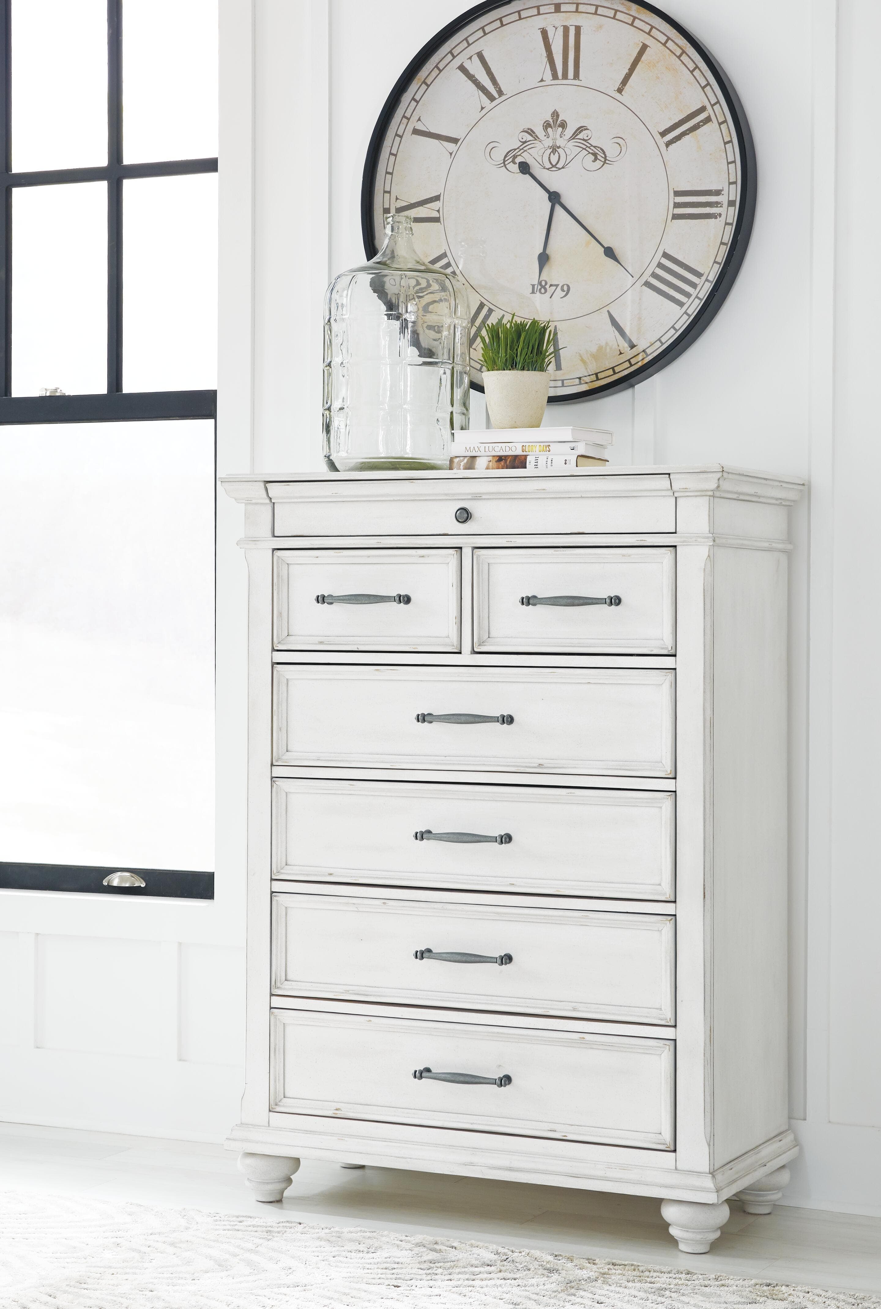 Kanwyn Chest of Drawers — White — view 2