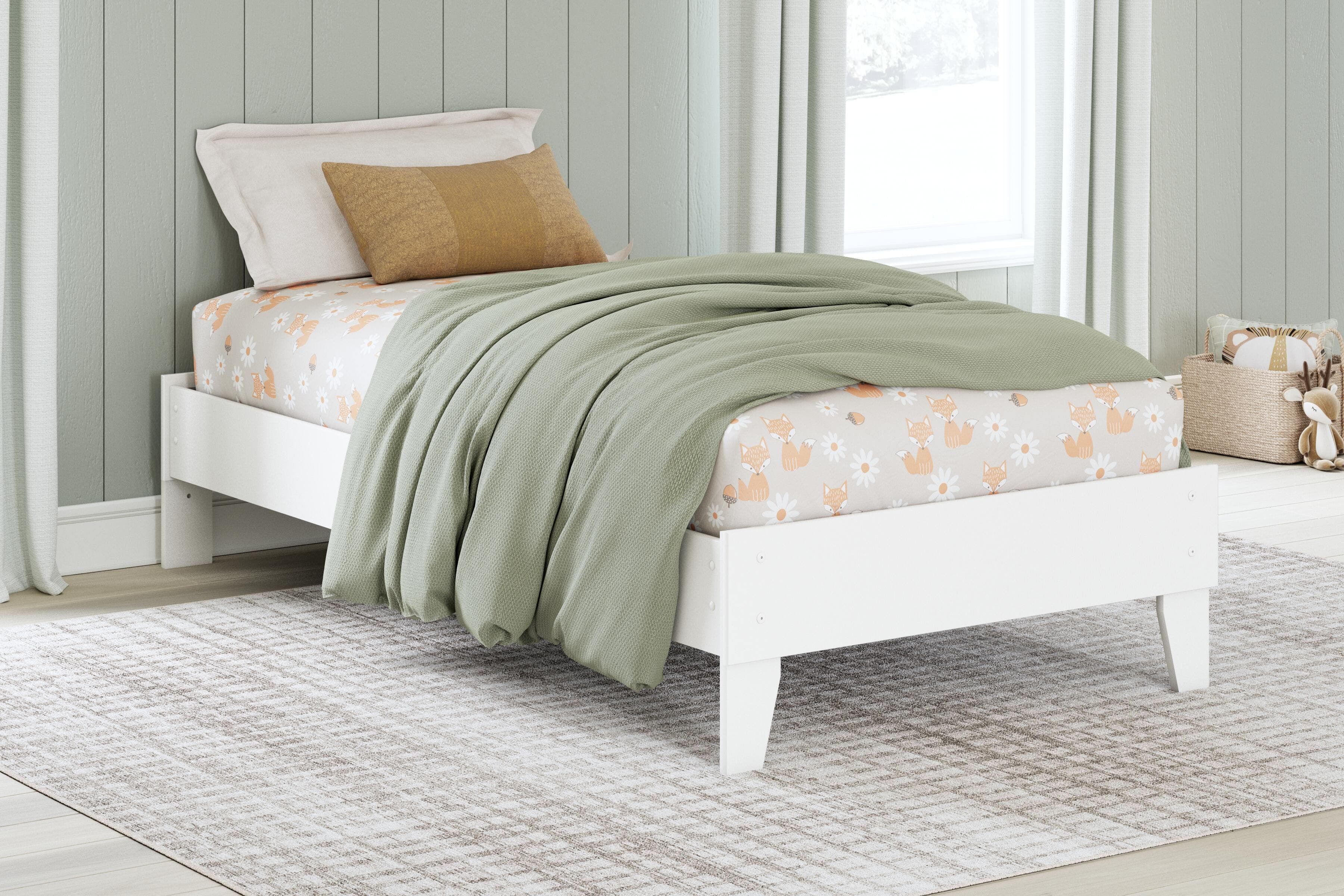 Hallityn Twin Platform Bed — White — view 2