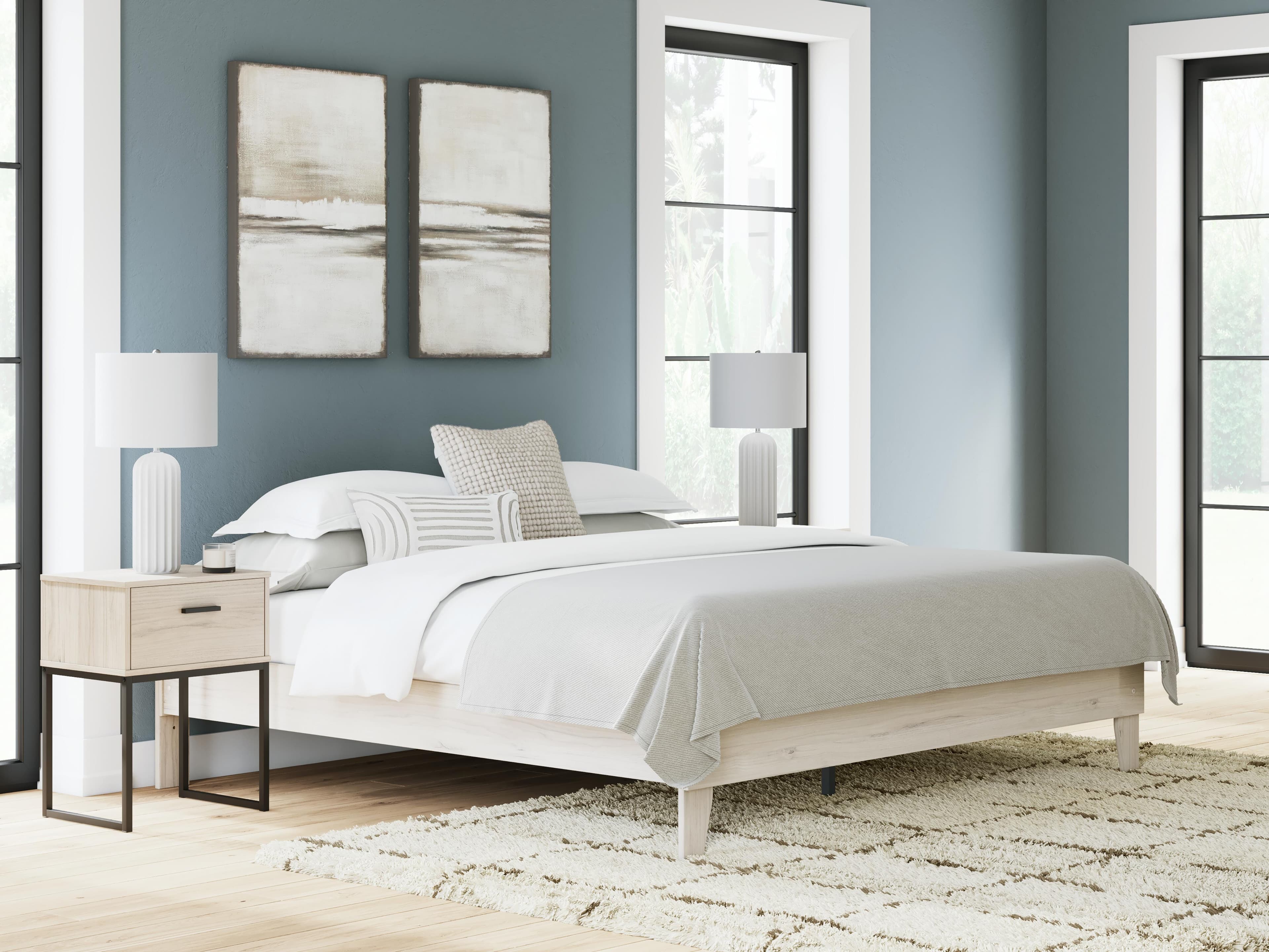Socalle King Platform Bed — Natural — view 2