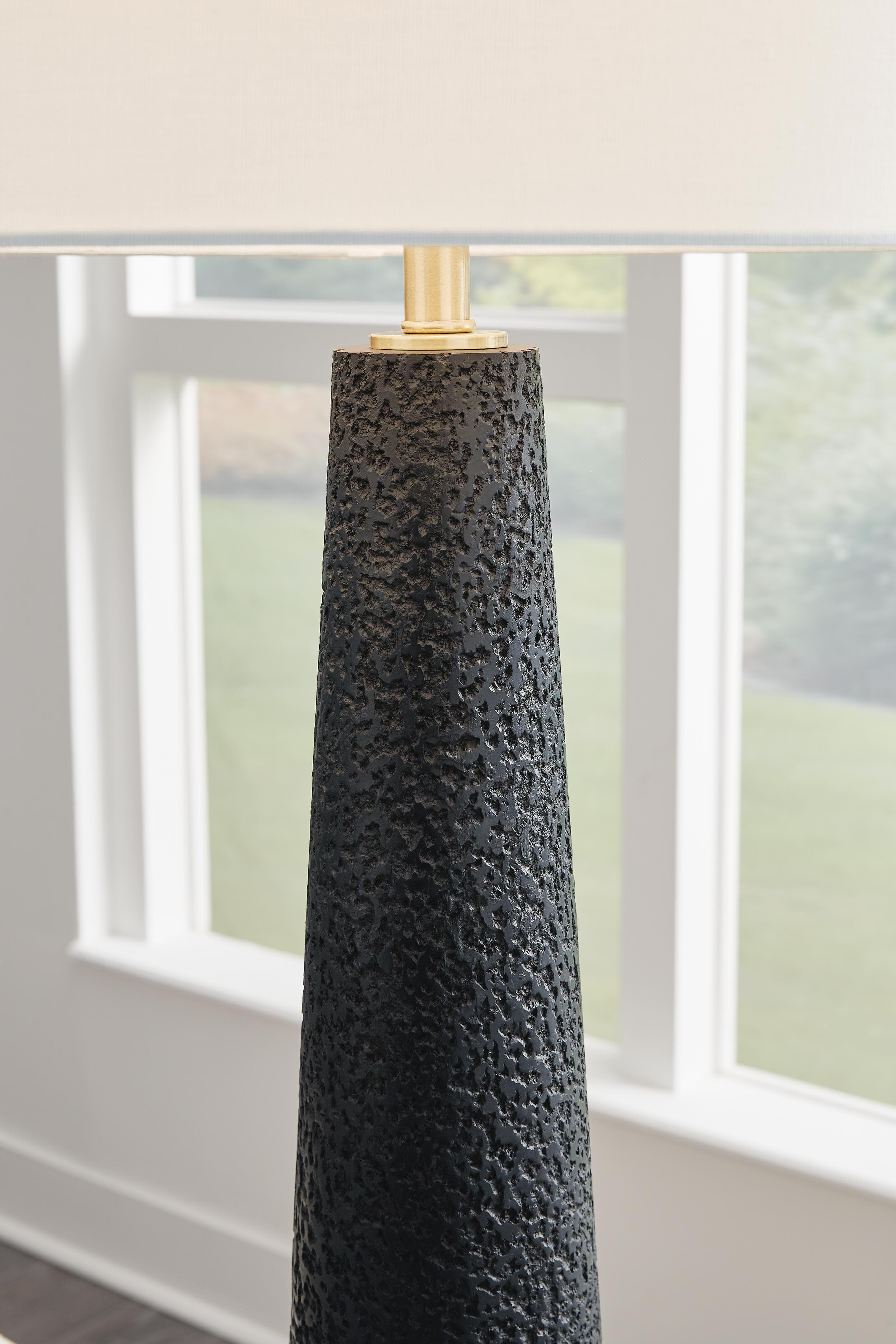 Hallburg Floor Lamp — Black/Gray — view 4