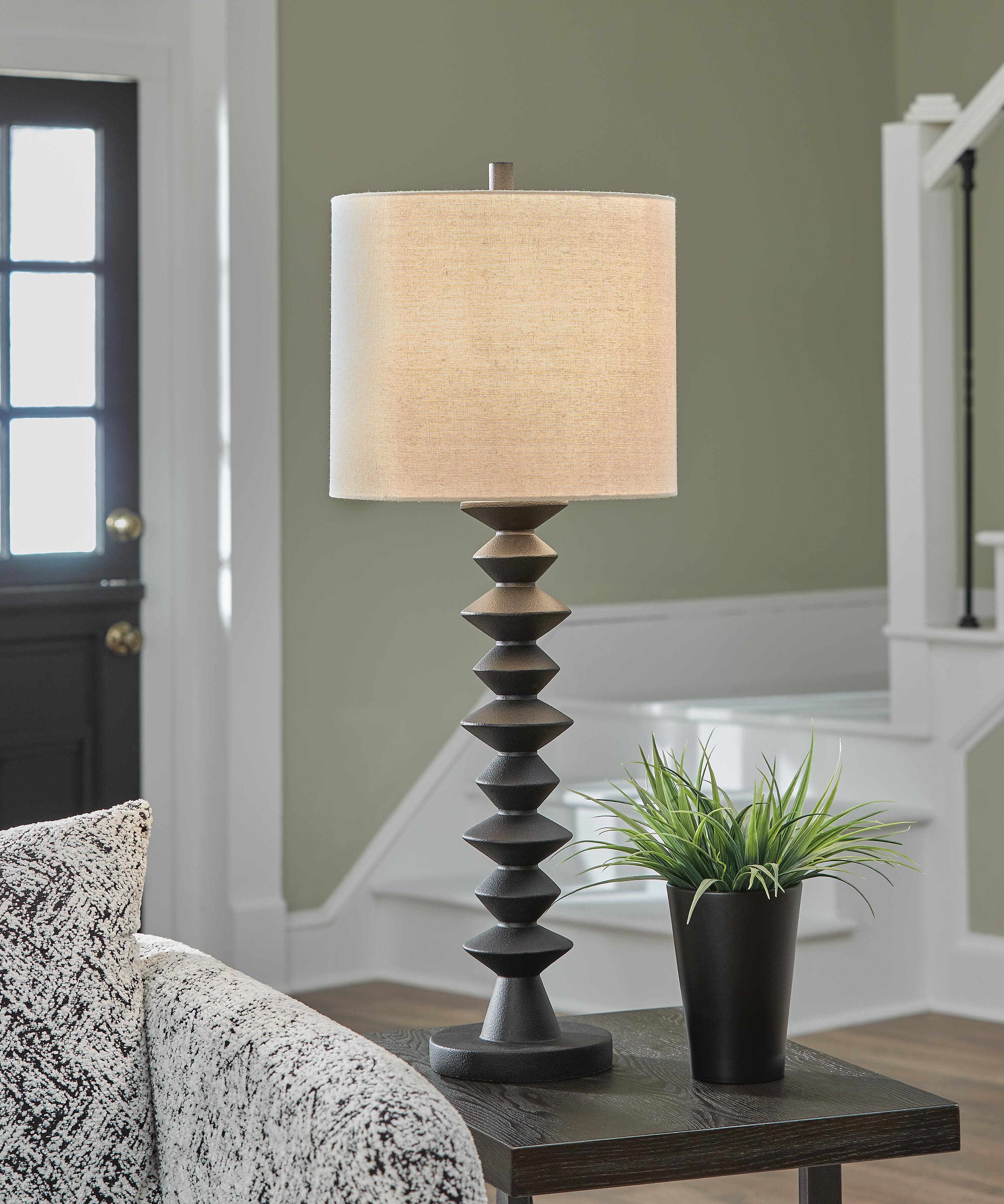 Luanndon Buffet Lamp — Black/Gray — view 2