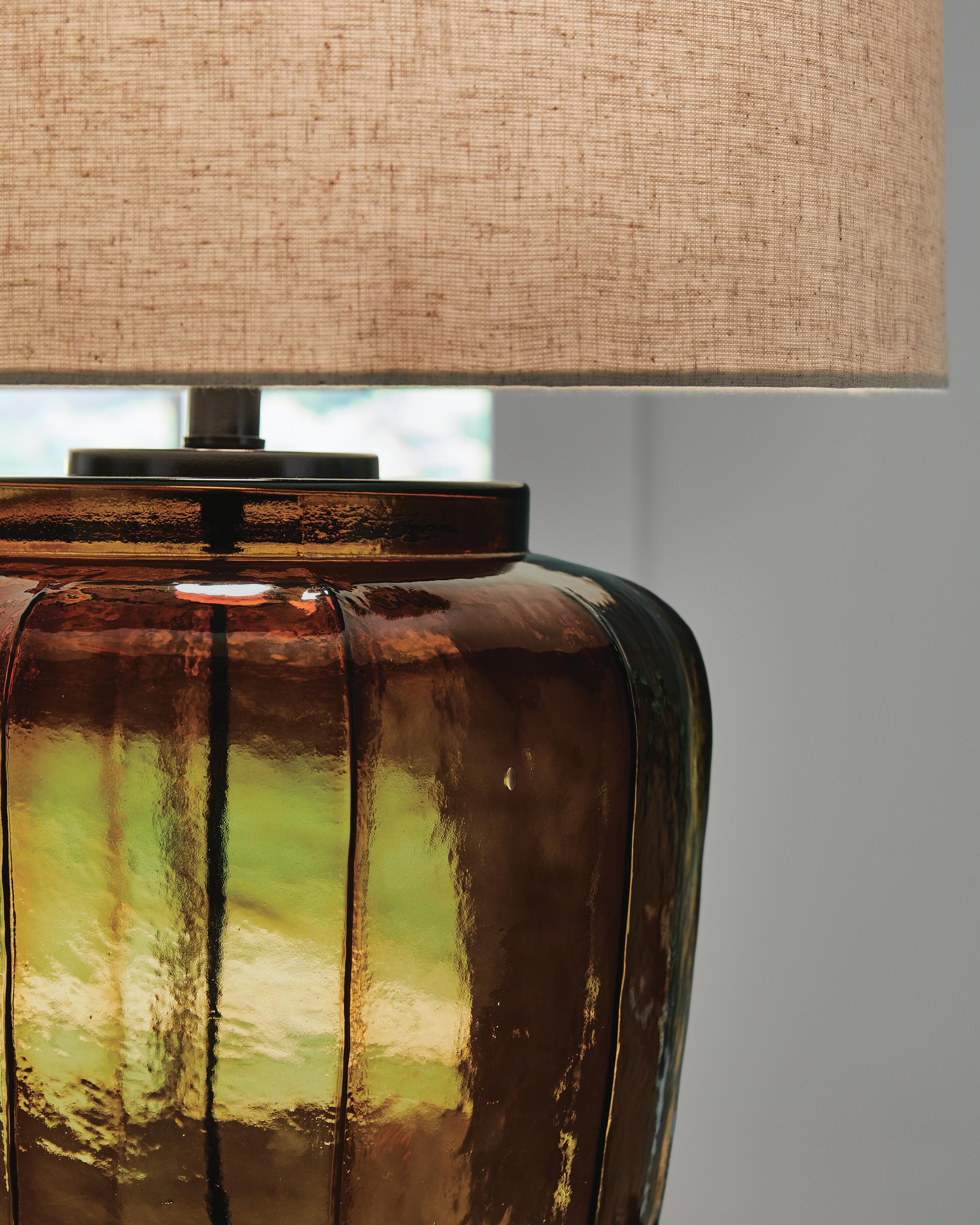 Bainmore Table Lamp — Amber — view 3