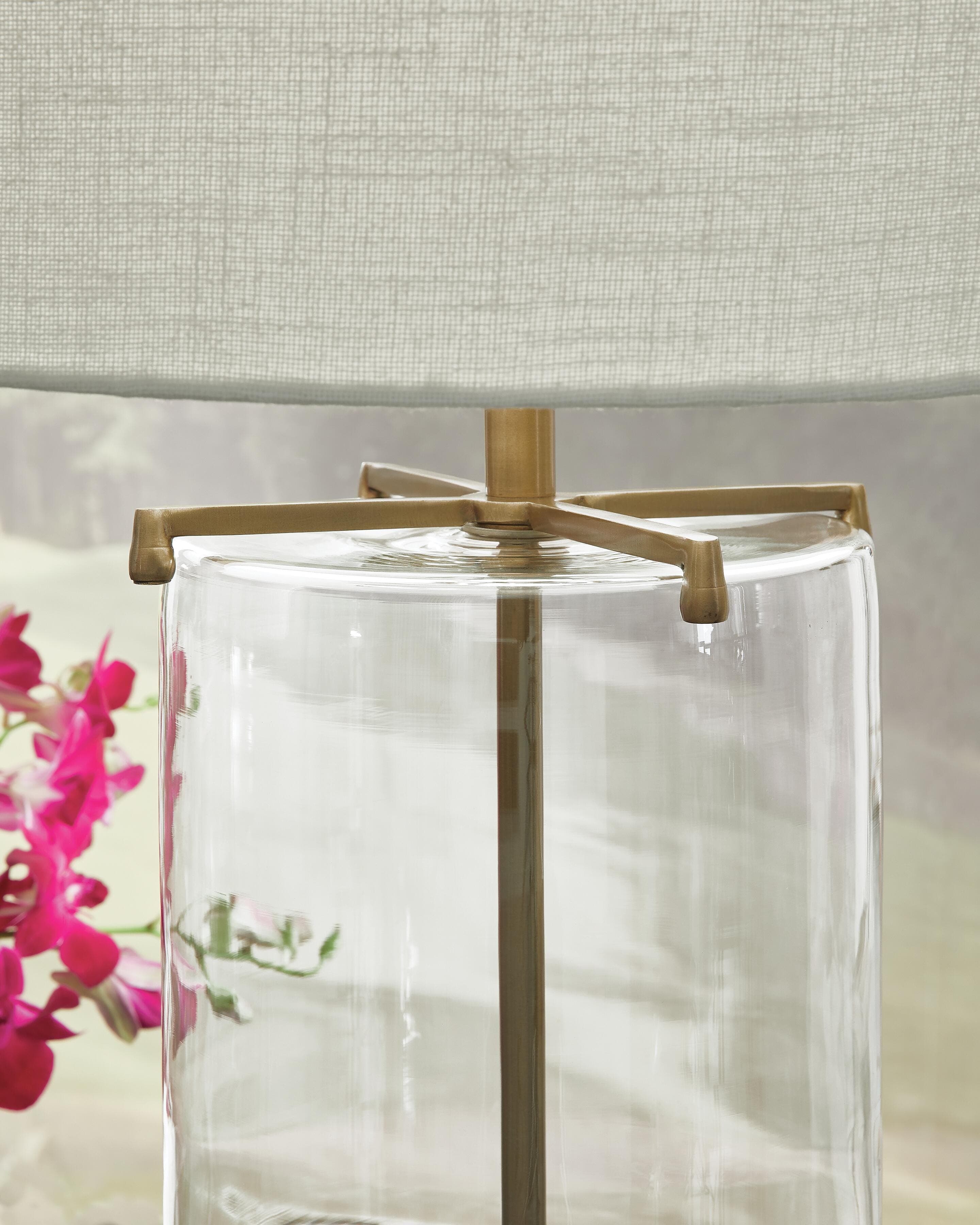 Gizeh Table Lamp — Clear/Gold Finish — view 3