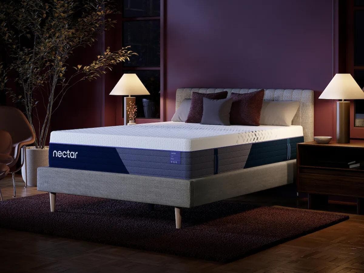 Nectar Luxe Hybrid California King Mattress — White — view 7