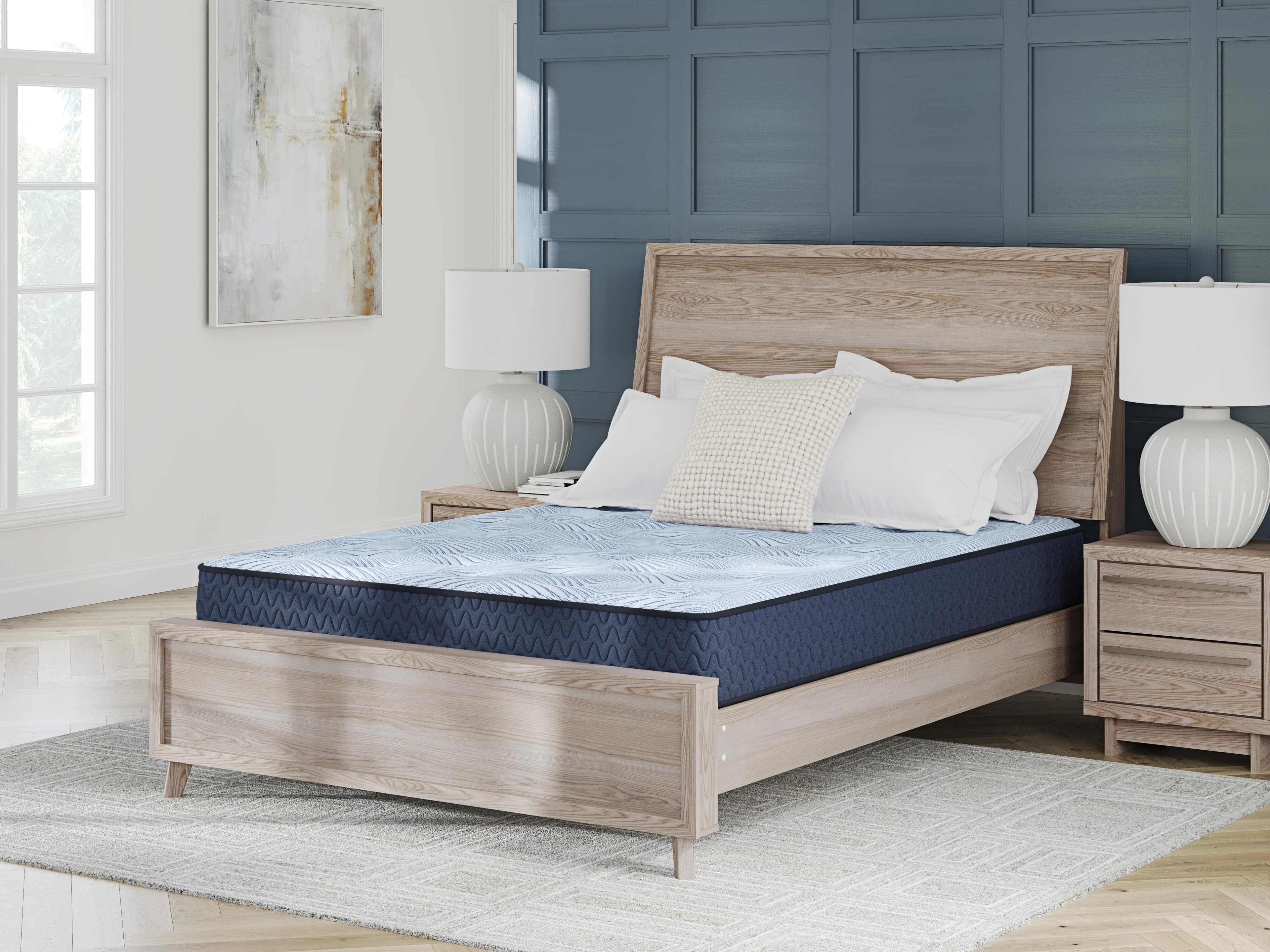 Peak 2.0 10 Hybrid King Mattress — Blue — view 2