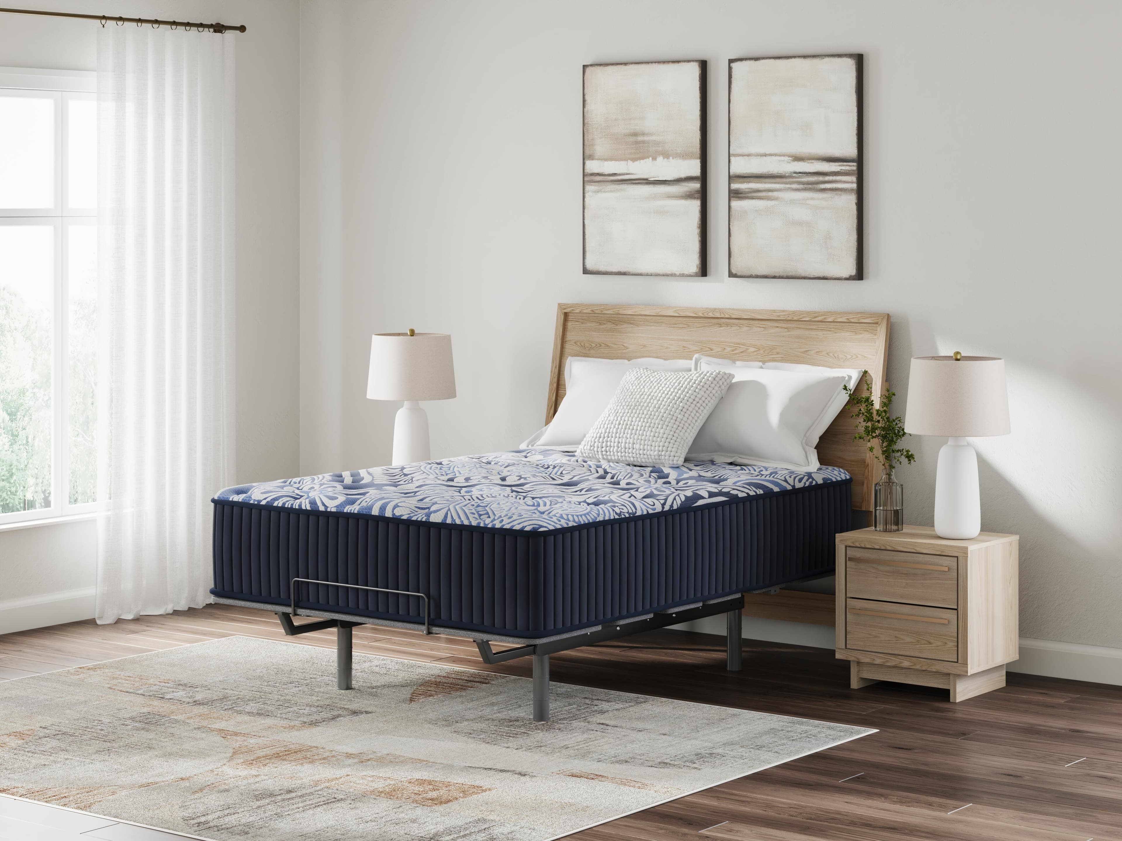 Firm Luxe 2.0 King Mattress — Blue — view 6