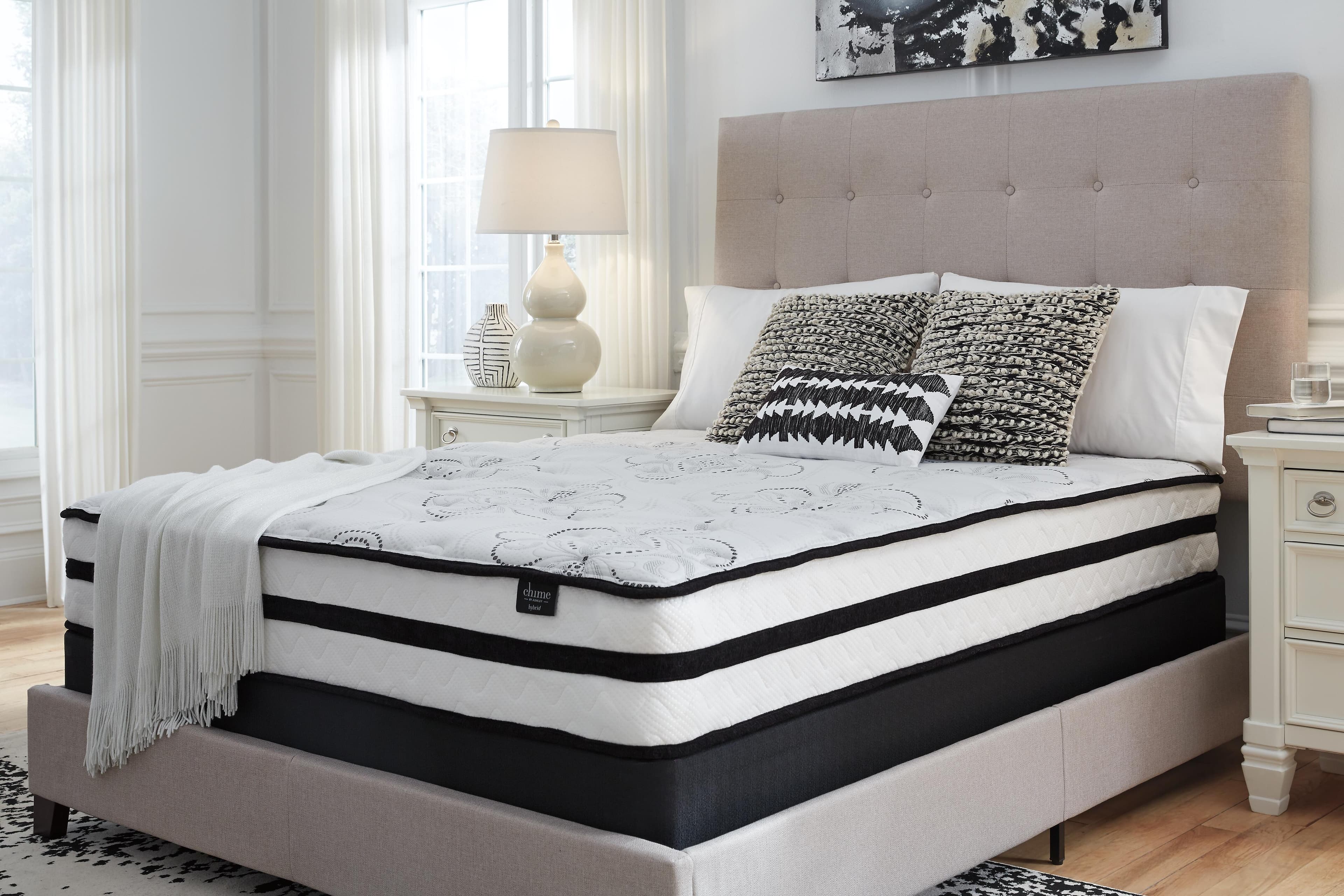Chime 10 Inch Hybrid King Mattress in a Box — White & Black/Gray — view 7