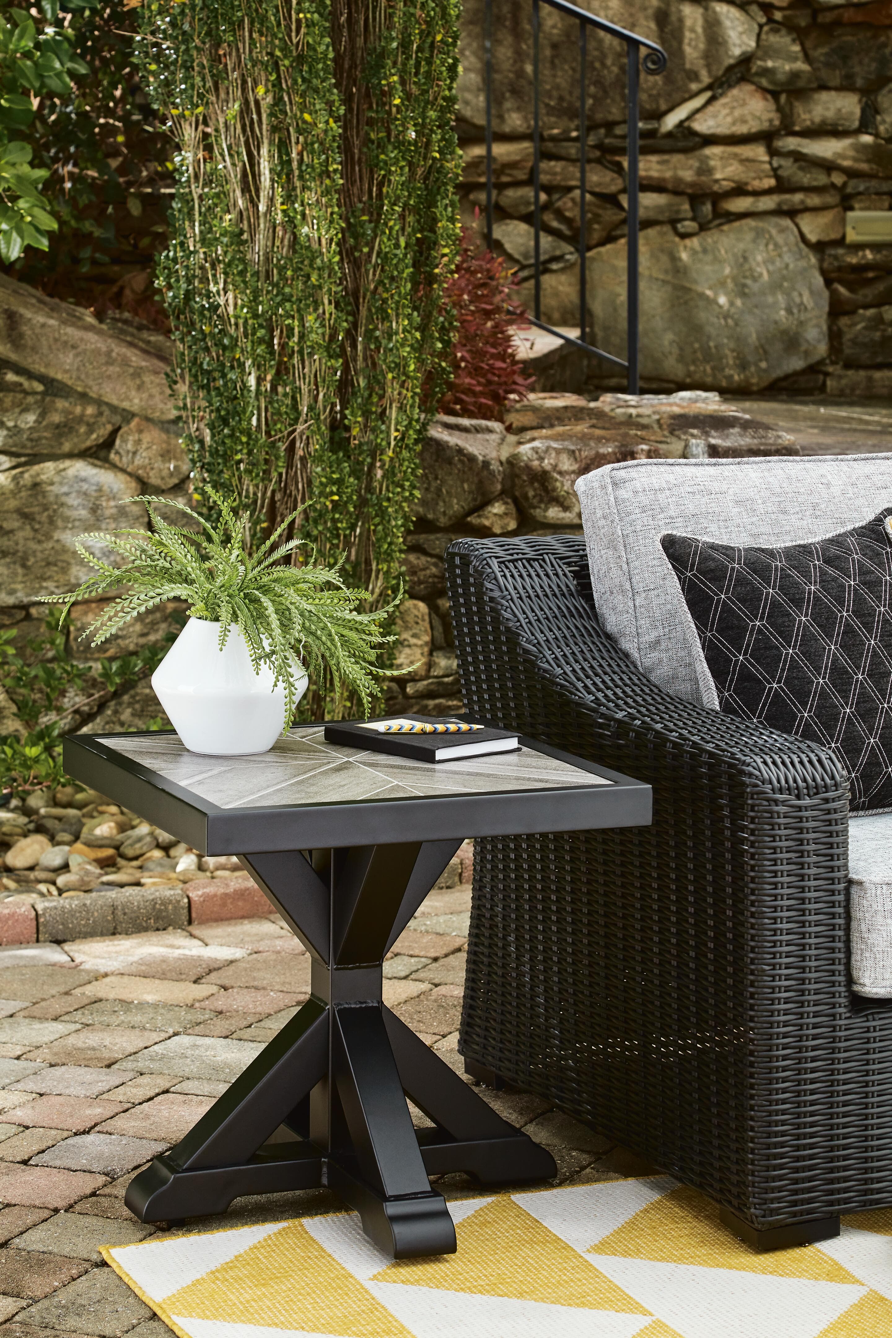 Beachcroft Outdoor End Table — Black/Gray — view 2