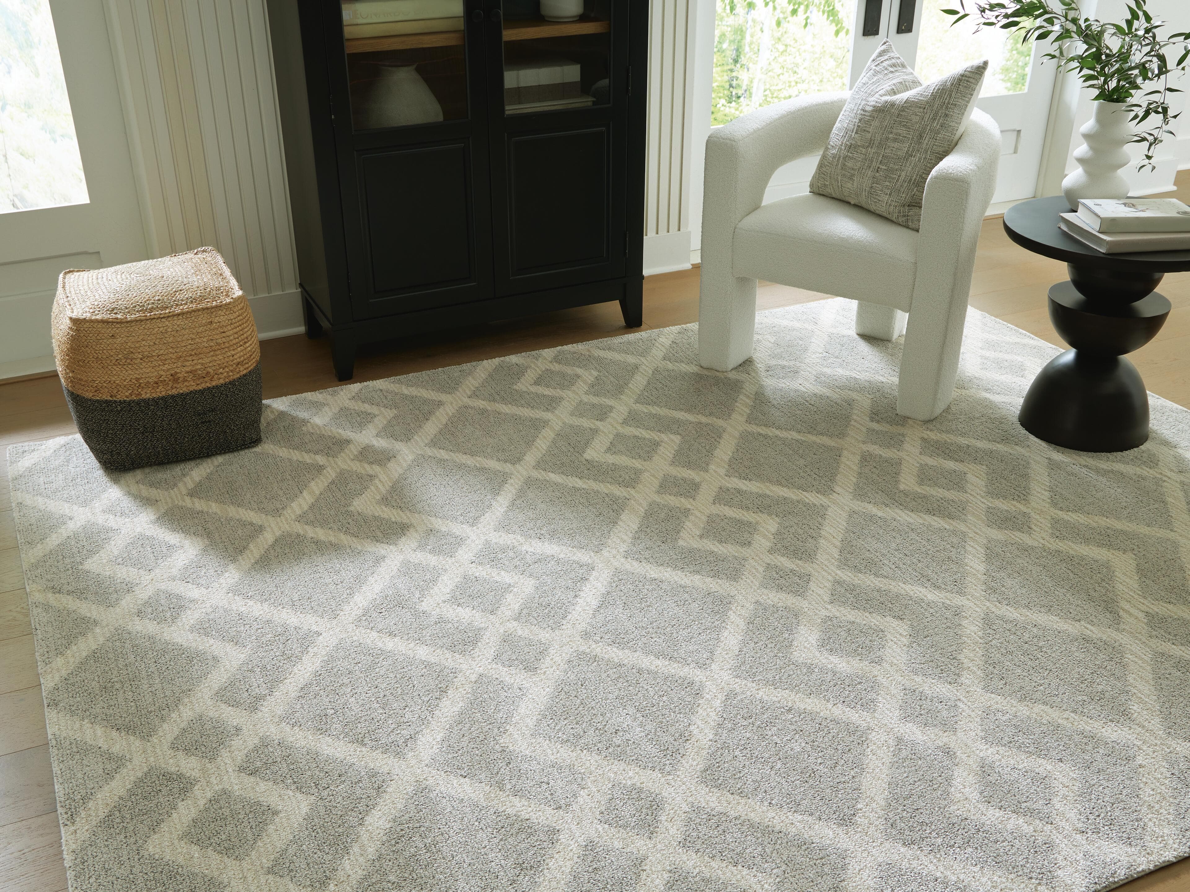 Unawick Large Rug — White & Black/Gray — view 2
