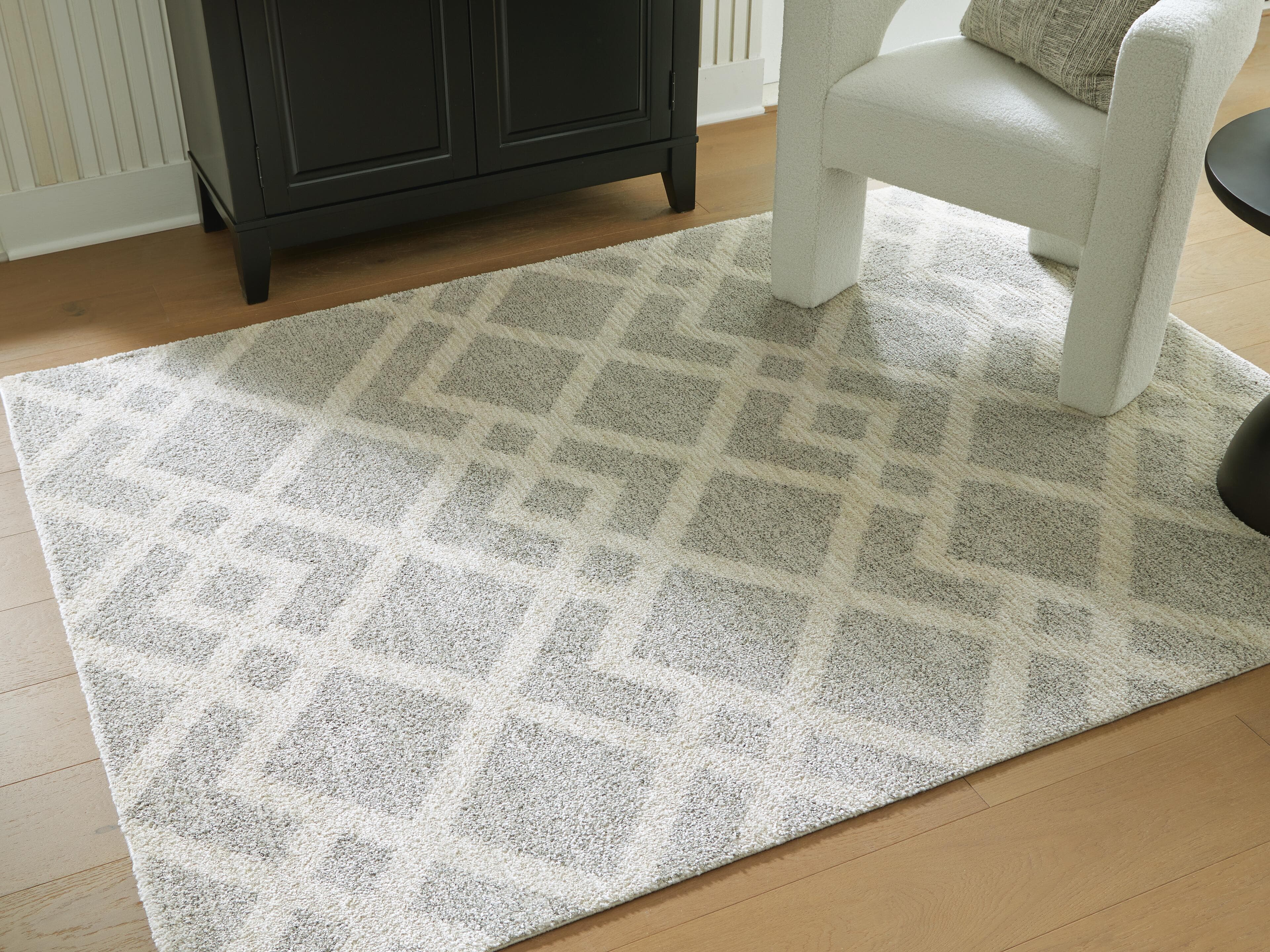 Unawick Medium Rug — White & Black/Gray — view 2