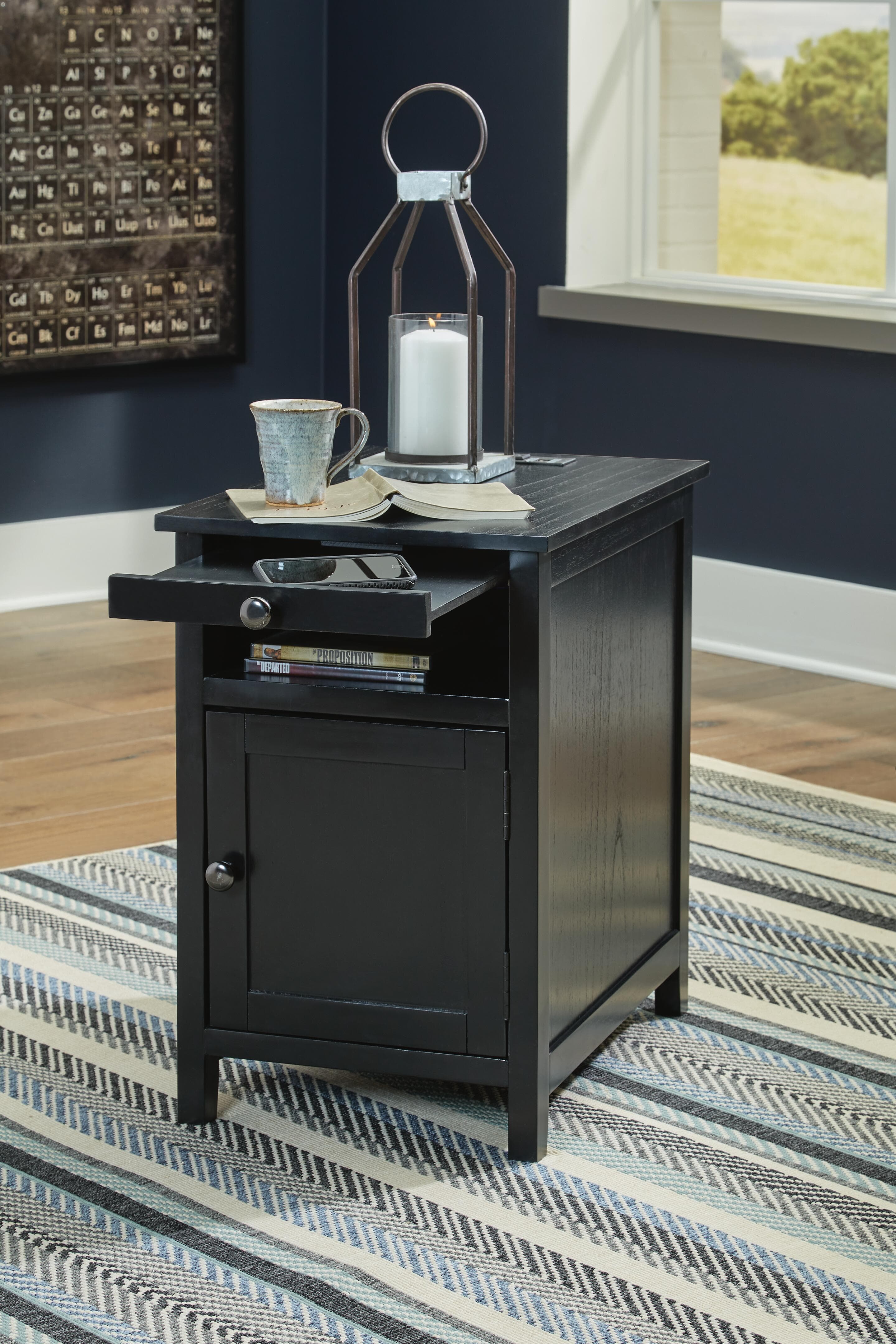 Treytown Chairside End Table — Black/Gray — view 7