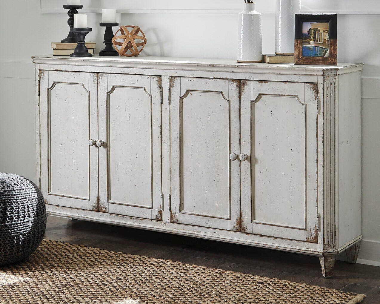 Mirimyn Accent Cabinet — White — view 2